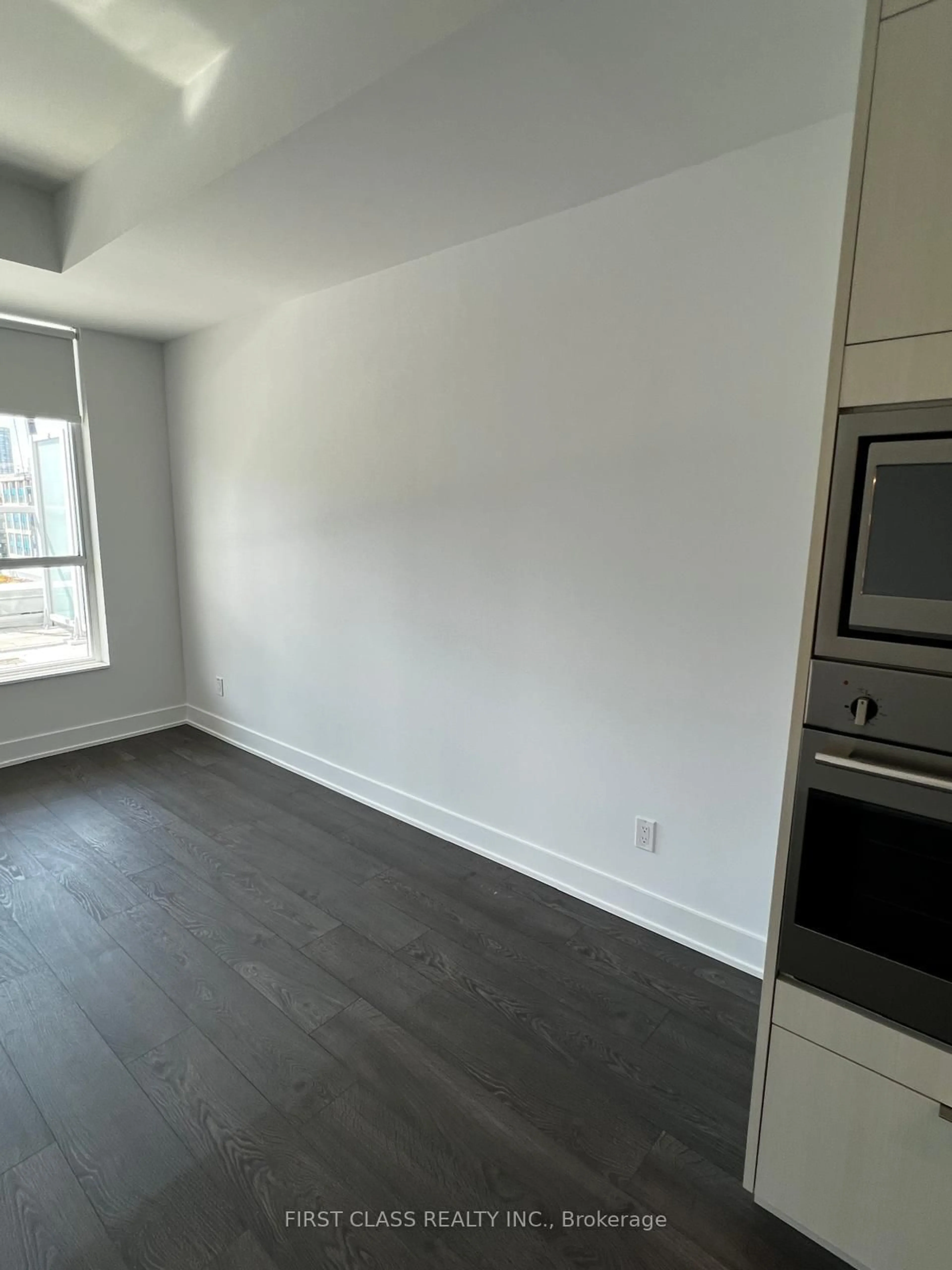 A pic of a room for 38 Cameron St #1019, Toronto Ontario M5T 0C3