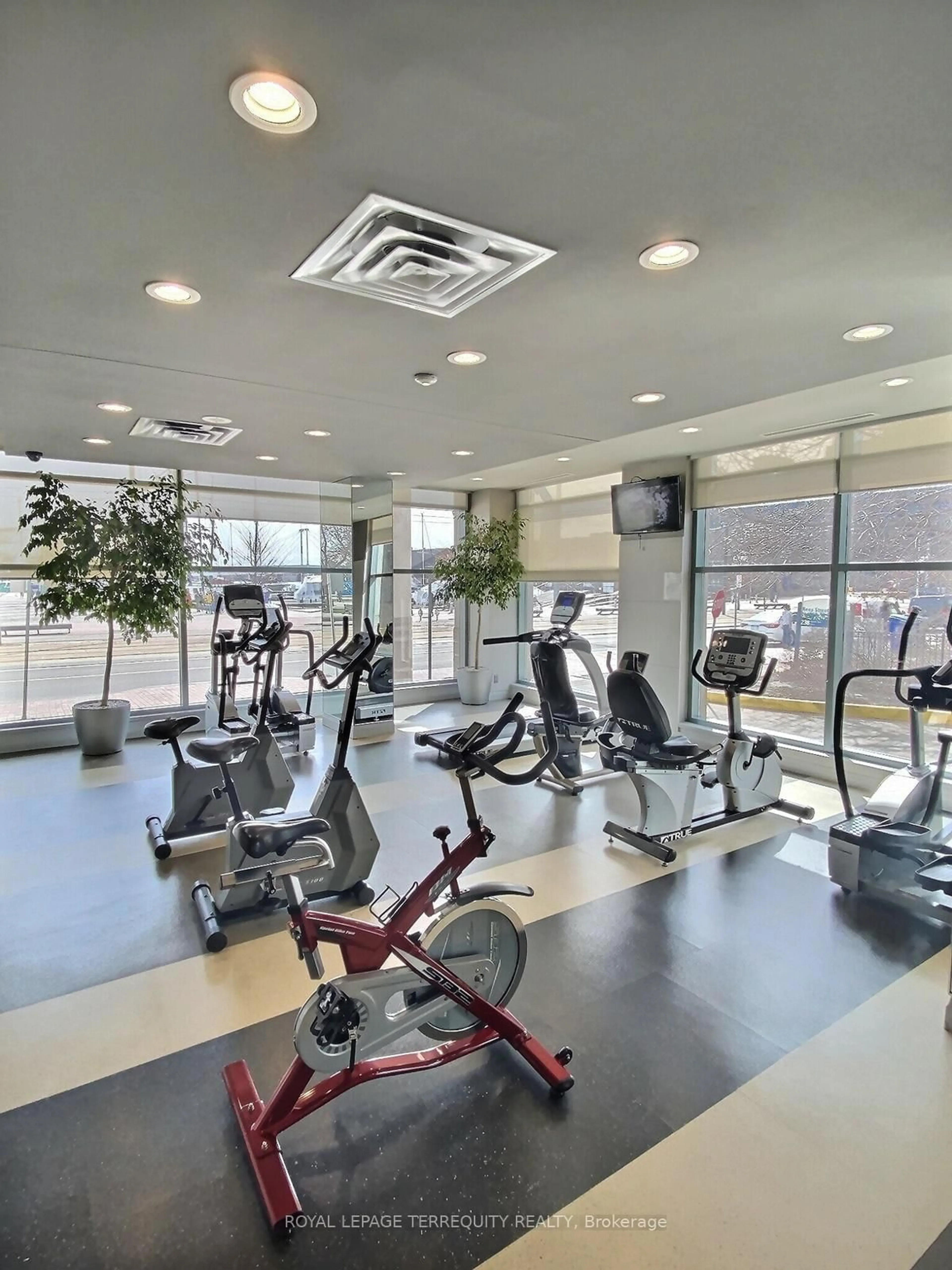 Gym or fitness room for 228 Queens Quay #1112, Toronto Ontario M5J 2X1