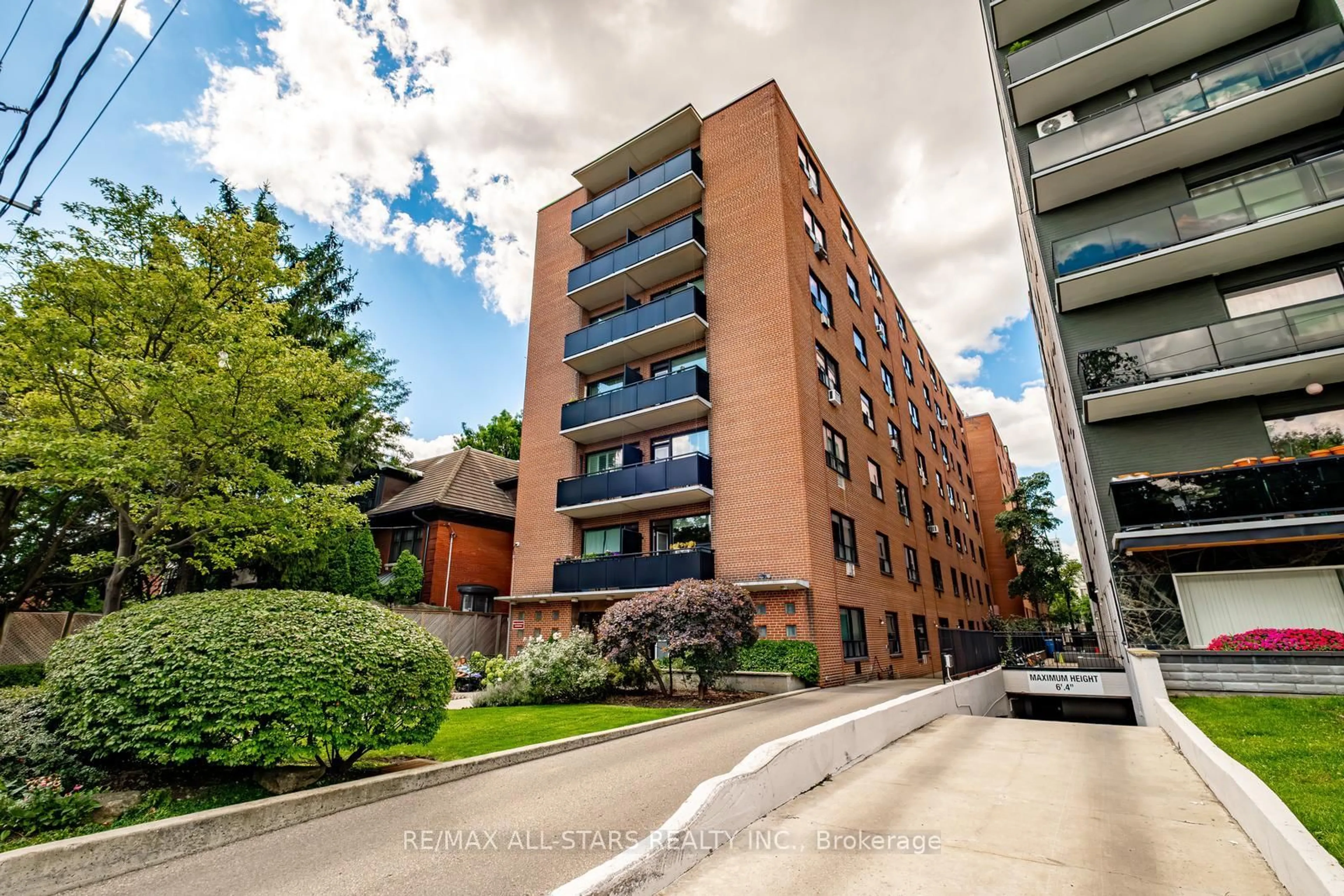 Unknown for 78 Warren Rd #501, Toronto Ontario M4V 2R6