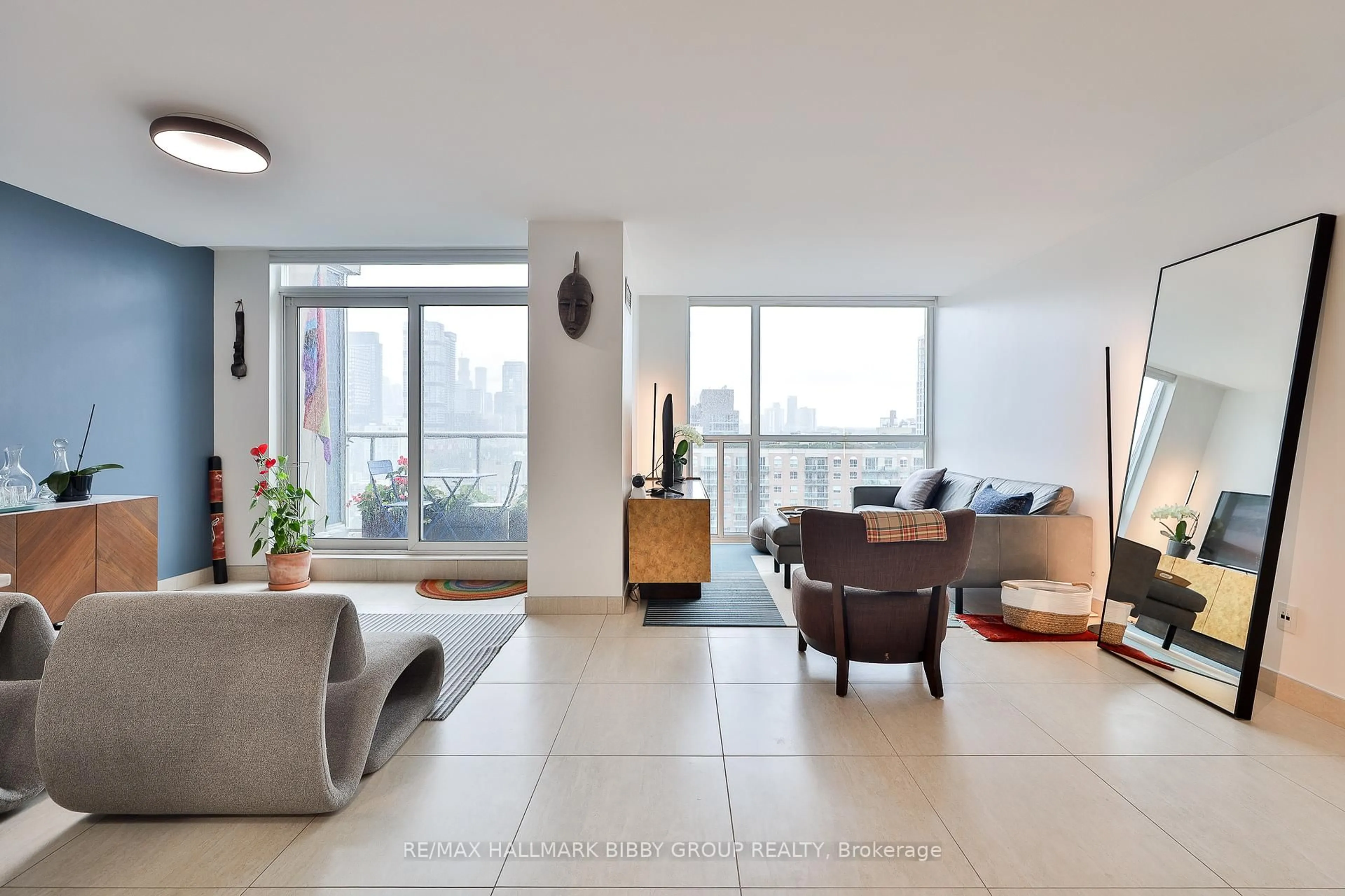 Living room with furniture, unknown for 230 King St #PH18, Toronto Ontario M5A 1K5