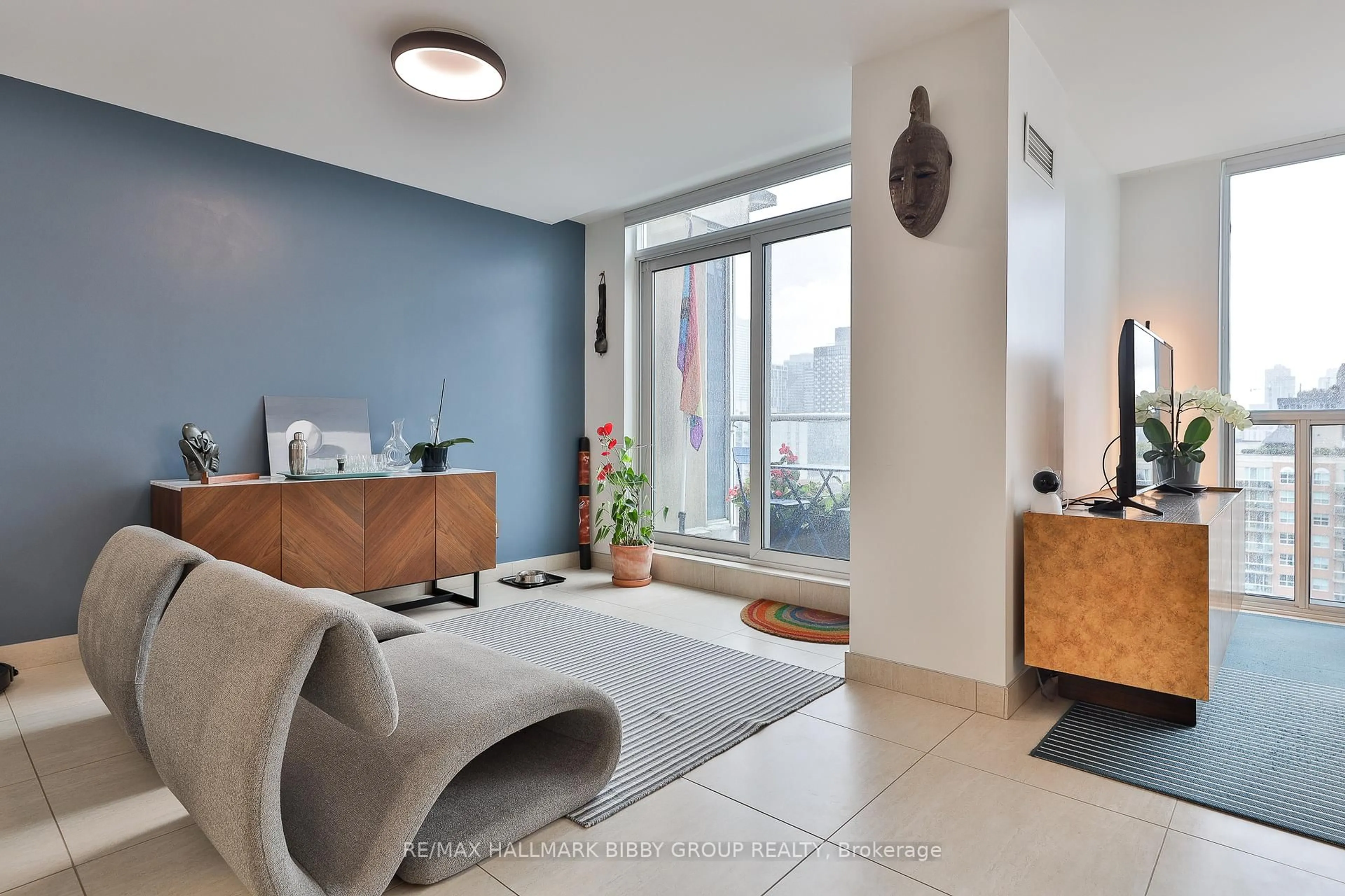 Living room with furniture, unknown for 230 King St #PH18, Toronto Ontario M5A 1K5
