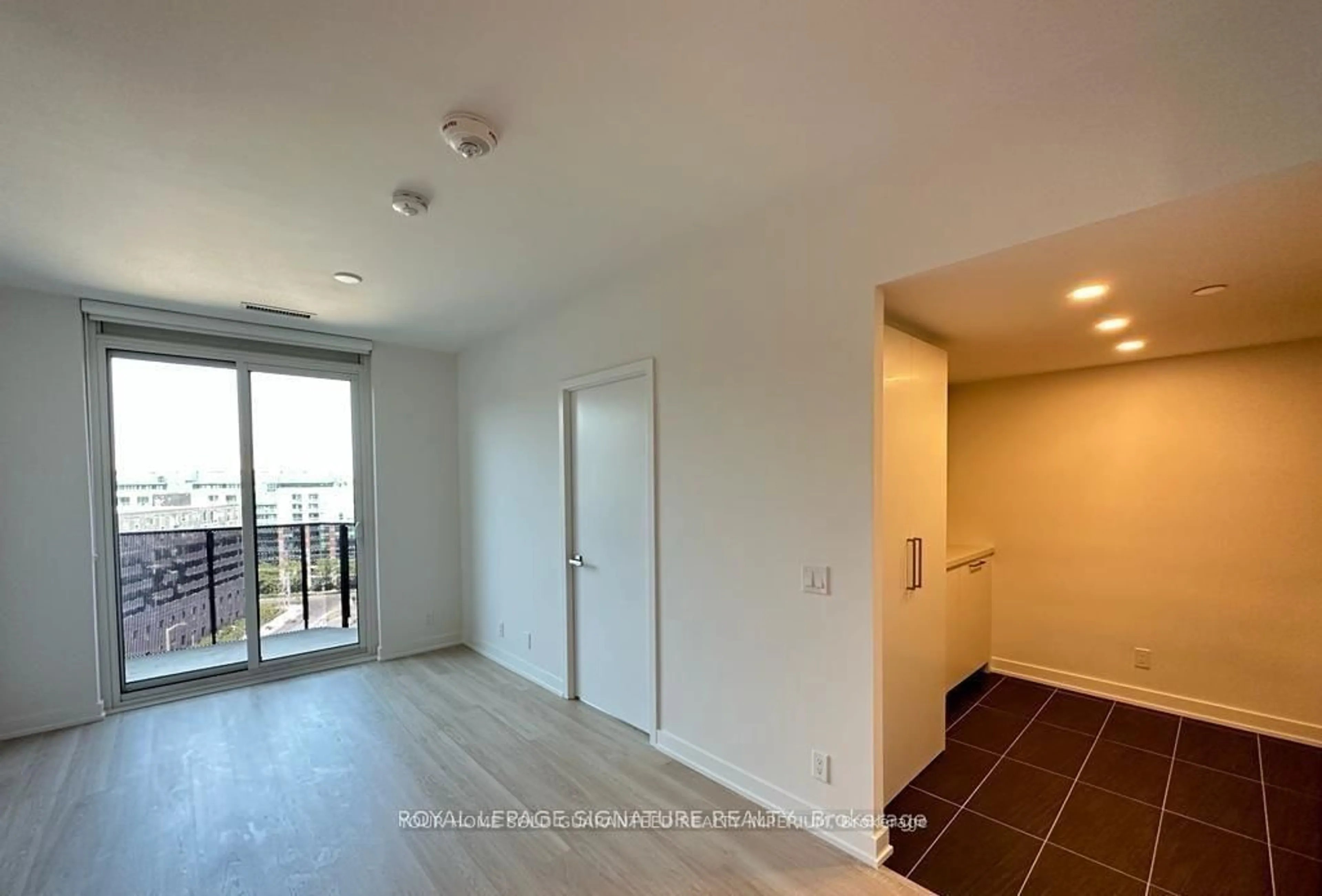 A pic of a room for 30 Tretti Way #1026, Toronto Ontario M3H 0E3