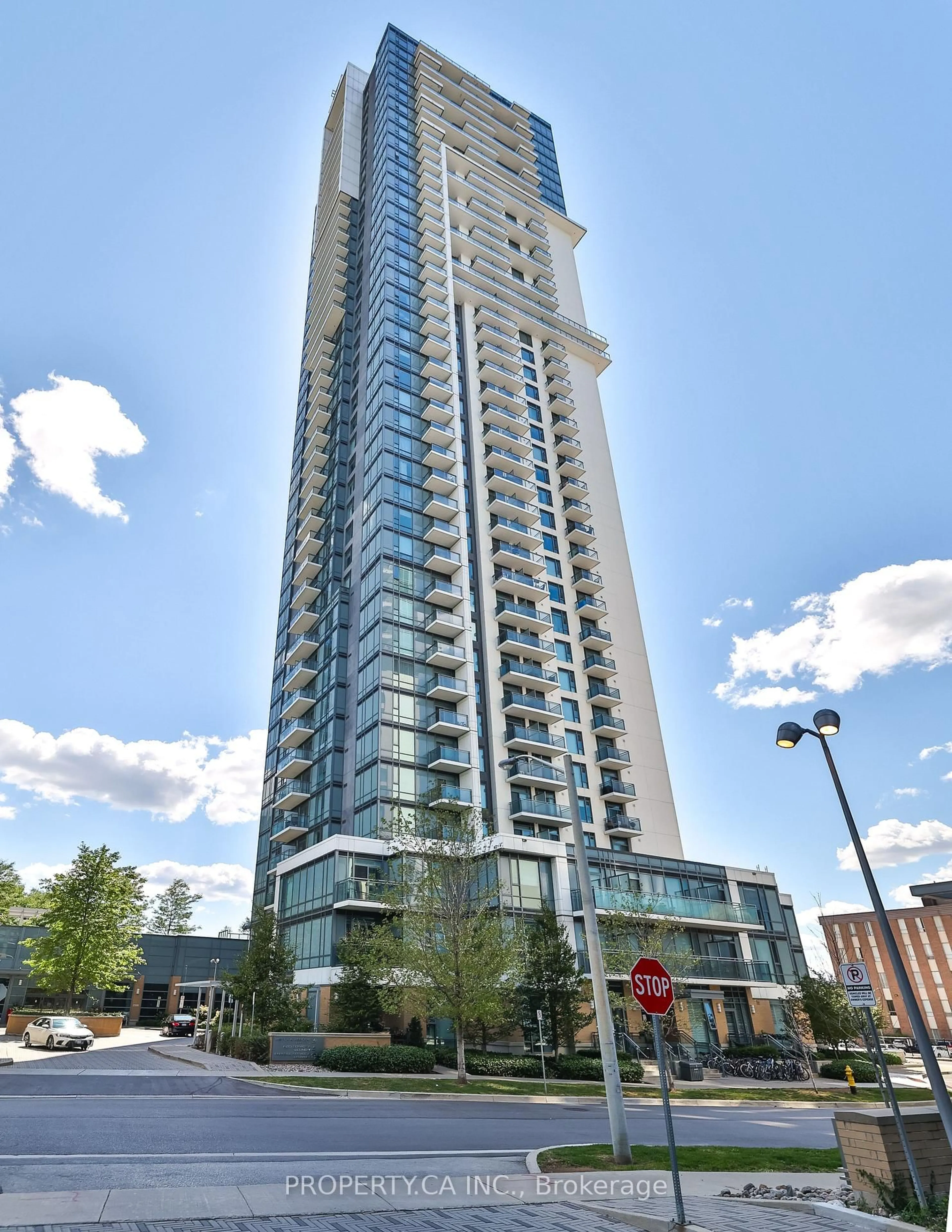 Indoor foyer for 55 Ann O'Reilly Rd #2512, Toronto Ontario M2J 0E1