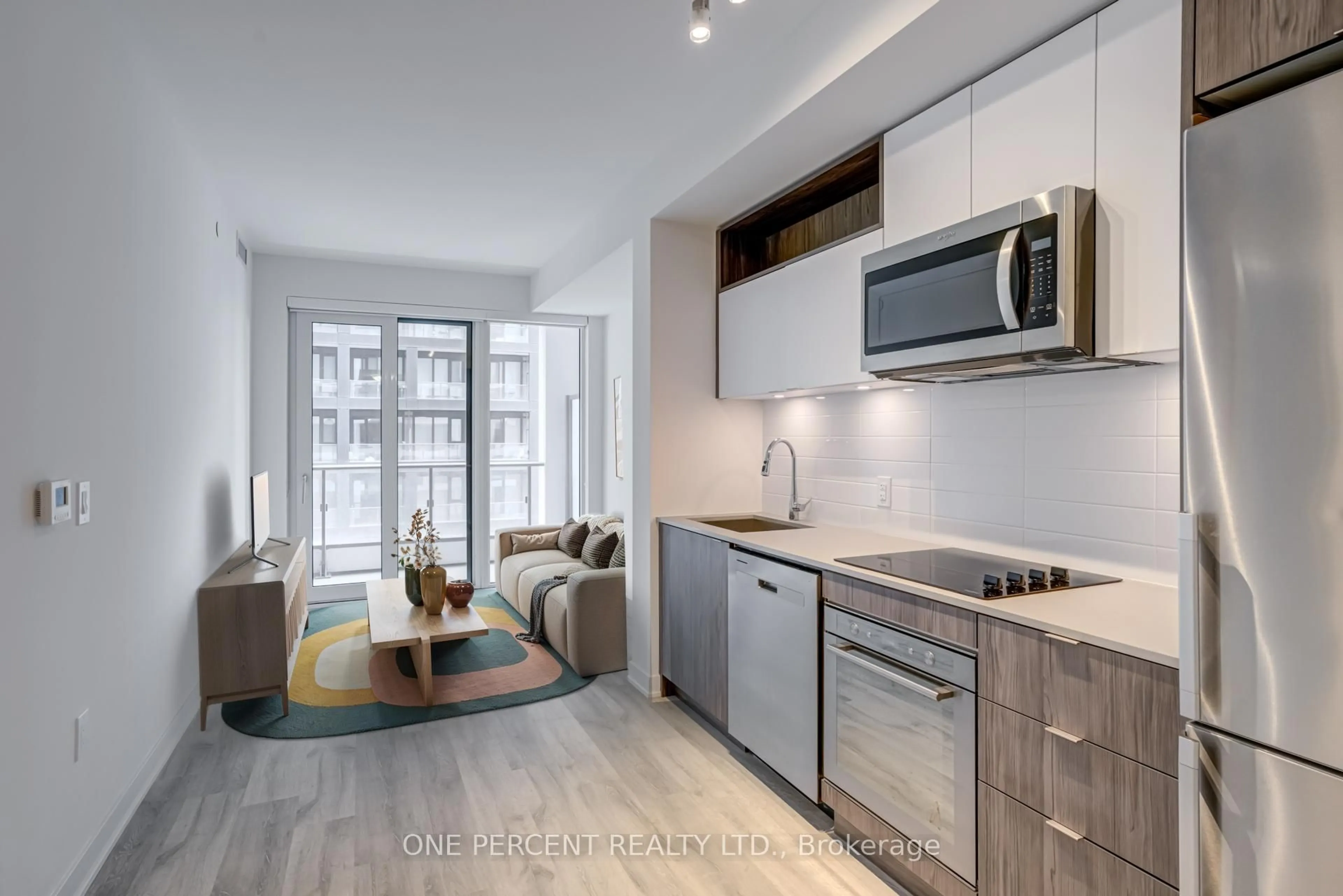 Open concept kitchen, unknown for 121 Lower Sherbourne St #843D, Toronto Ontario M5A 0W8
