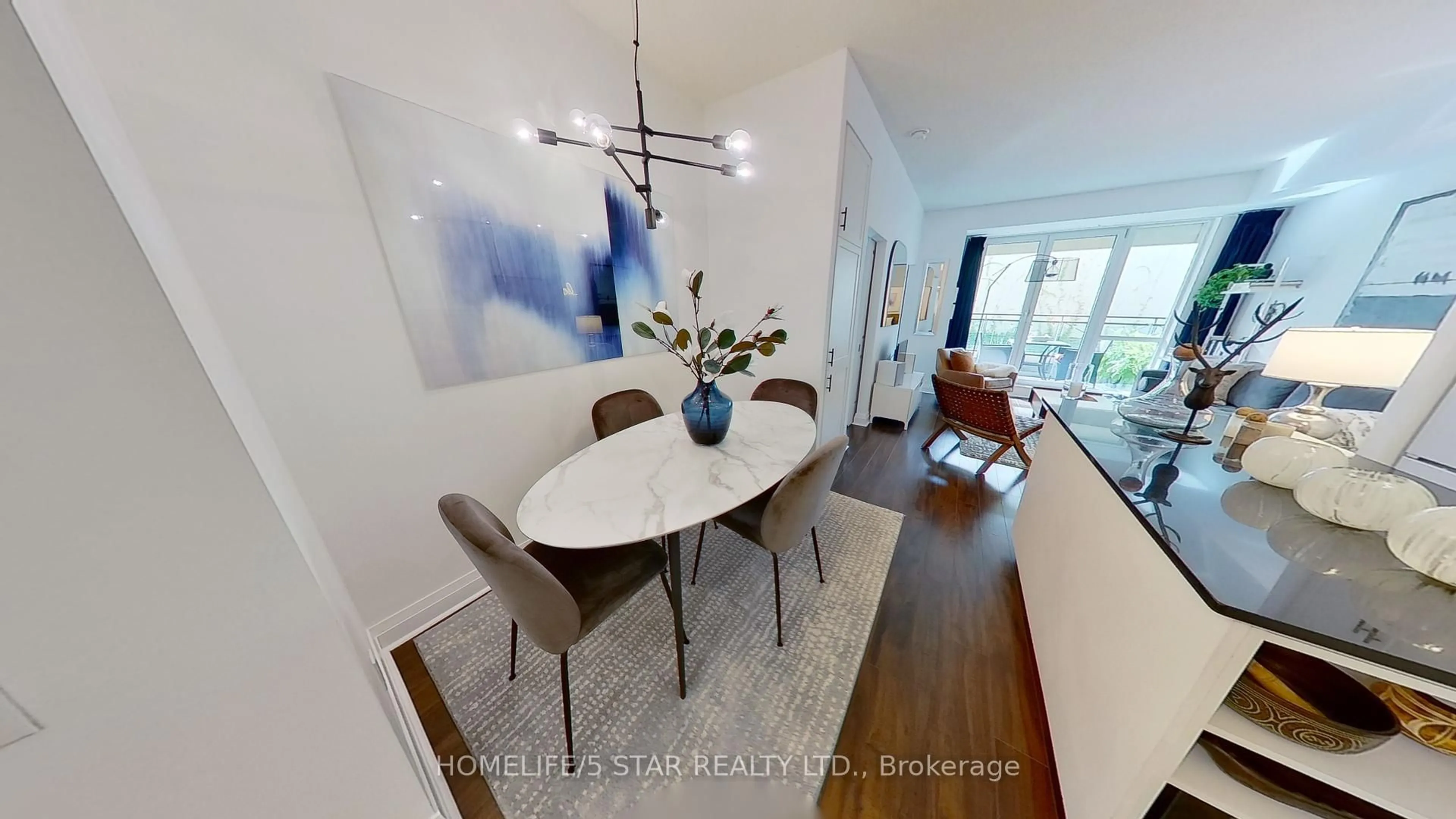 Dining room, wood/laminate floor for 25 SCRIVENER Sq #209, Toronto Ontario M4W 3Y6