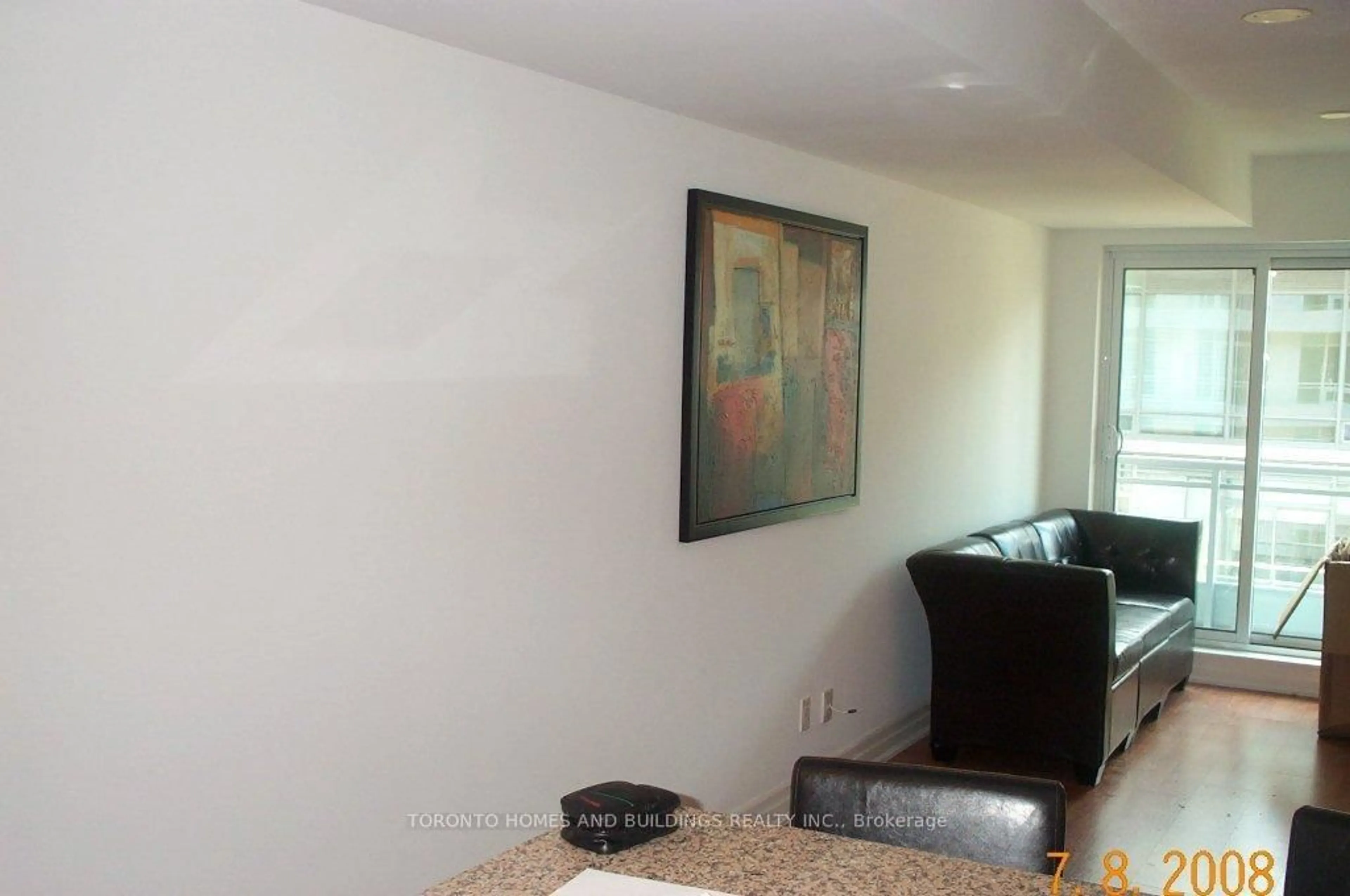 A pic of a room for 8 Scollard St #1007, Toronto Ontario M5R 1M2