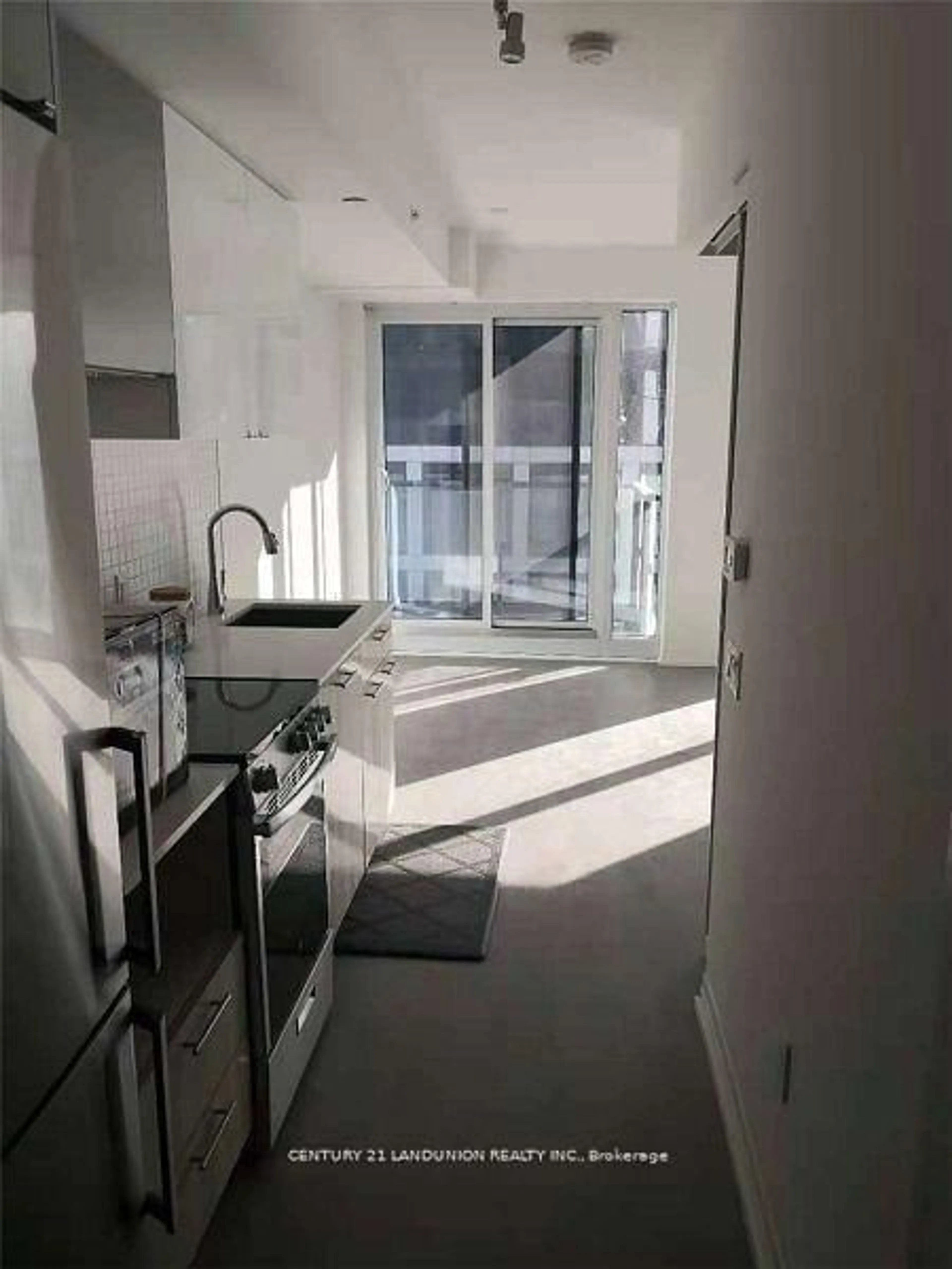 Standard kitchen, unknown for 251 Jarvis St #1423, Toronto Ontario M5A 1Z4