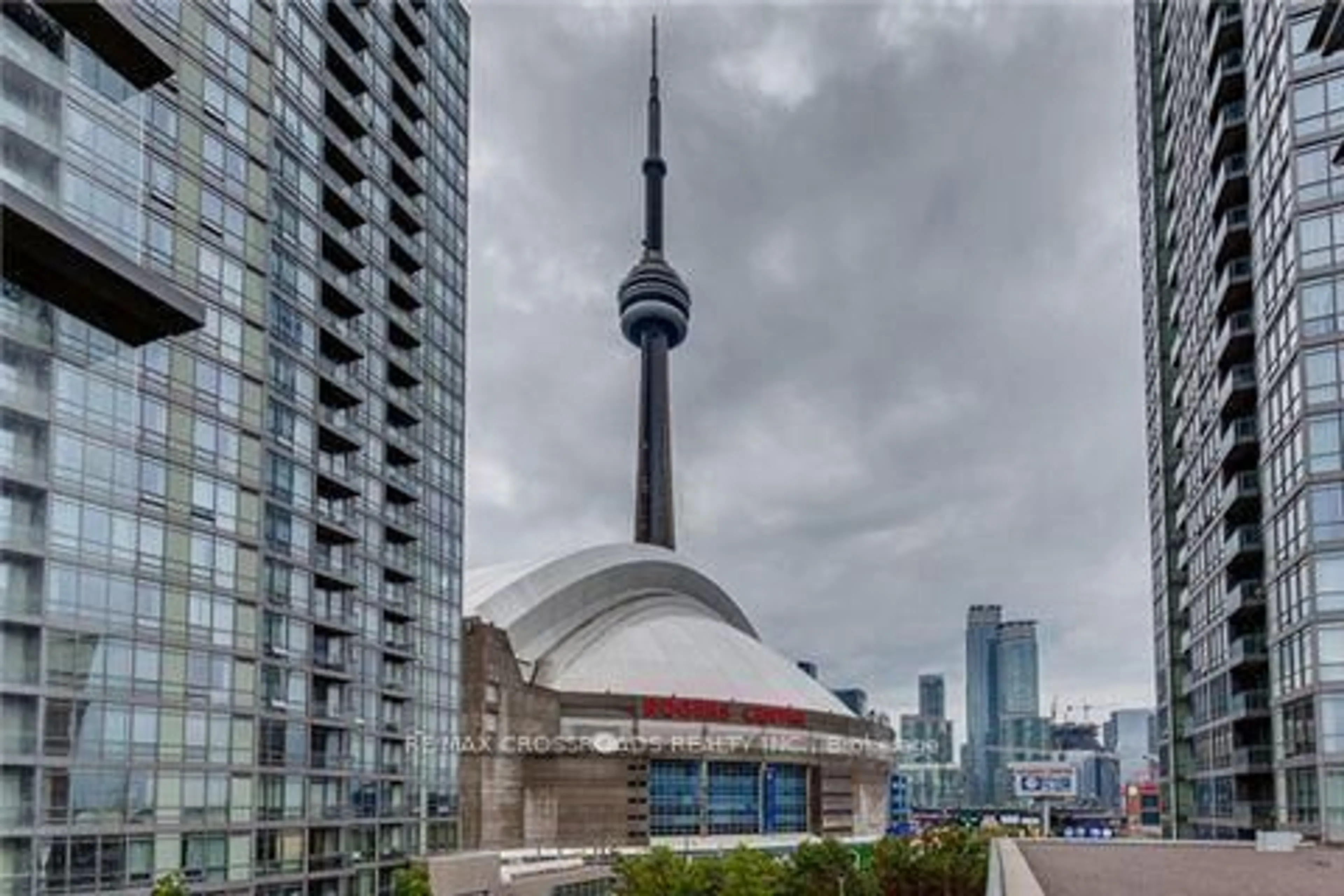 Unknown for 10 Navy Wharf Crt #901, Toronto Ontario M5V 3V2