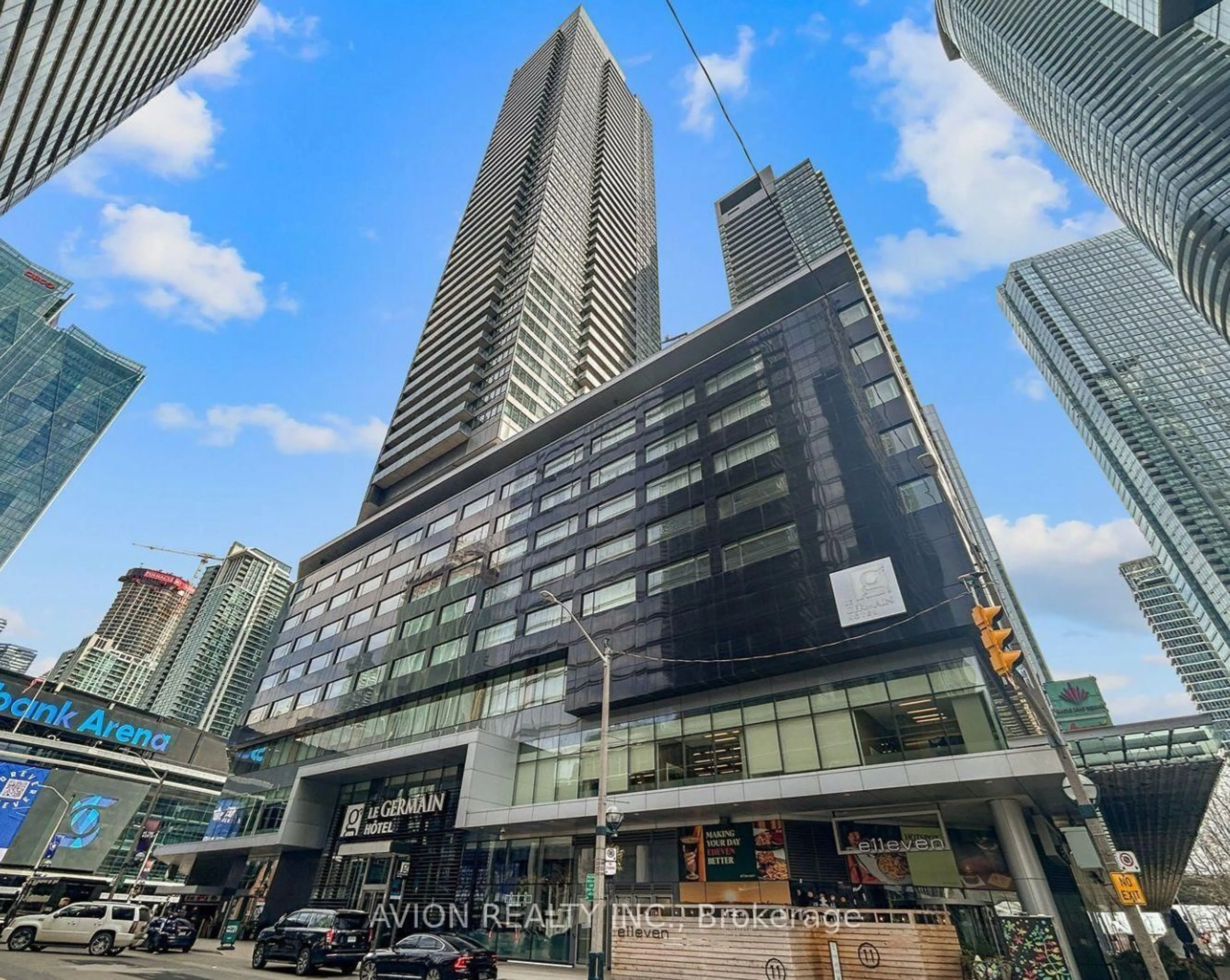 Indoor foyer for 65 Bremner Blvd #3501, Toronto Ontario M5J 0A7