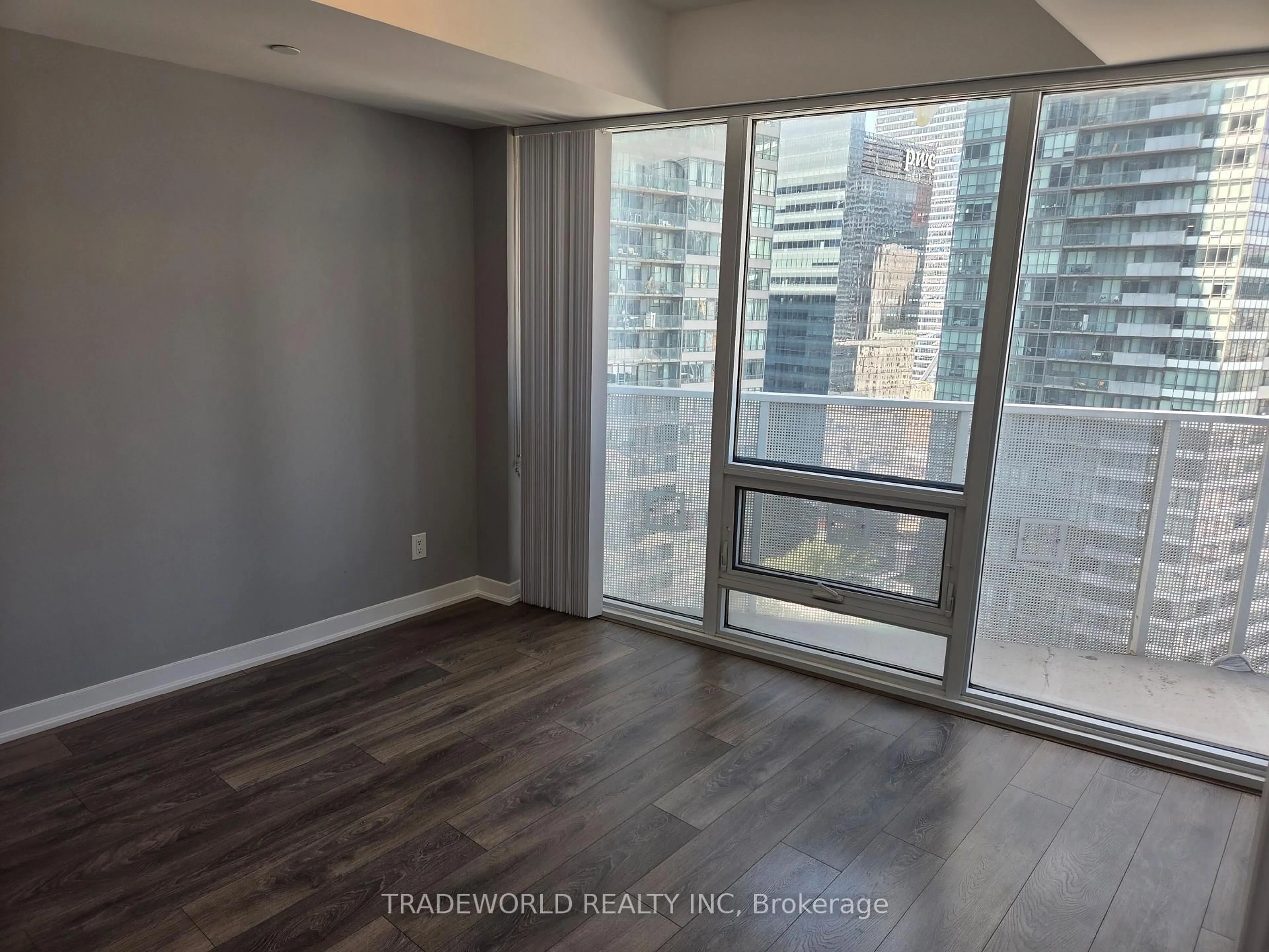 A pic of a room for 100 Harbour St #2703, Toronto Ontario M5J 0B5