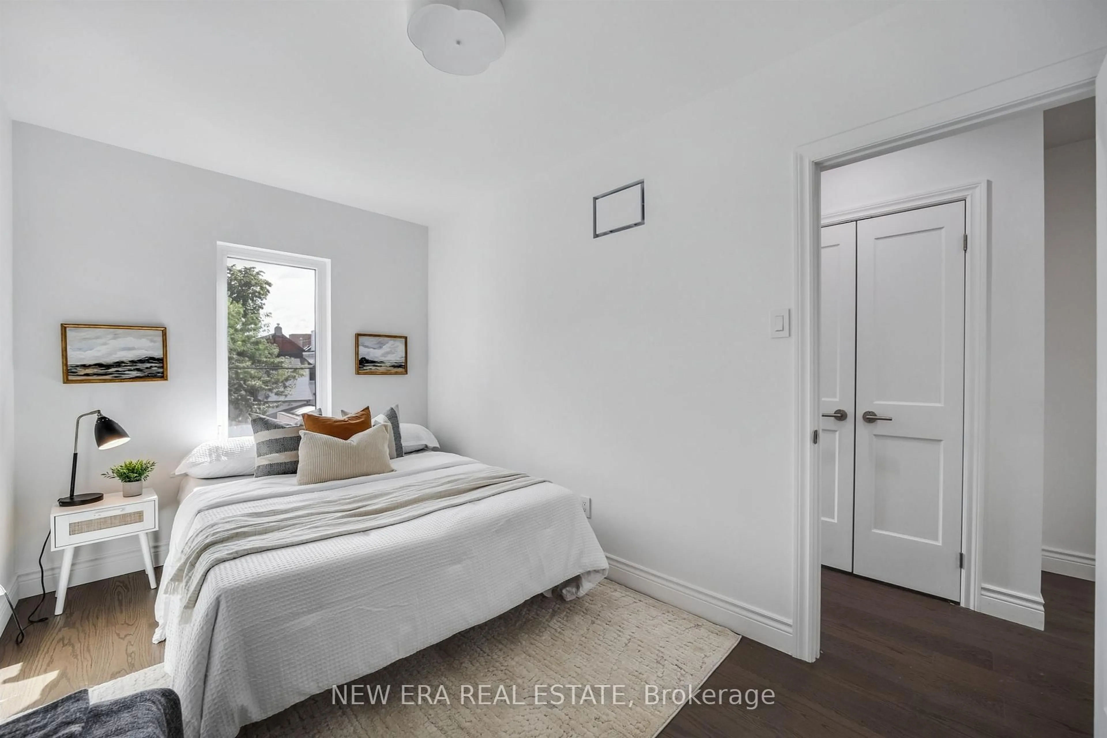 Bedroom with bed, unknown for 283 Clinton St, Toronto Ontario M6G 2Y7