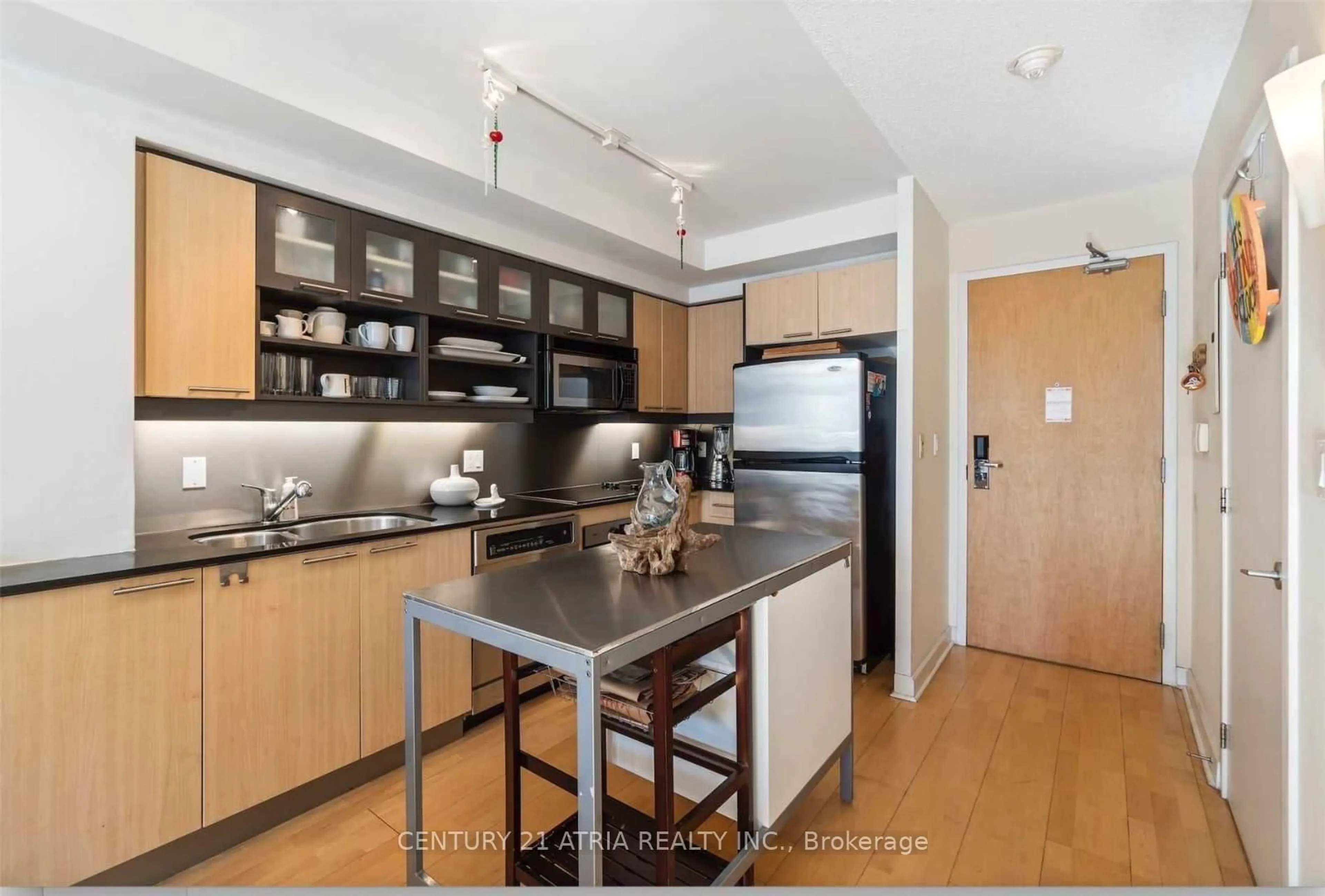 Unknown for 36 Blue Jays Way #723, Toronto Ontario M5V 0L7