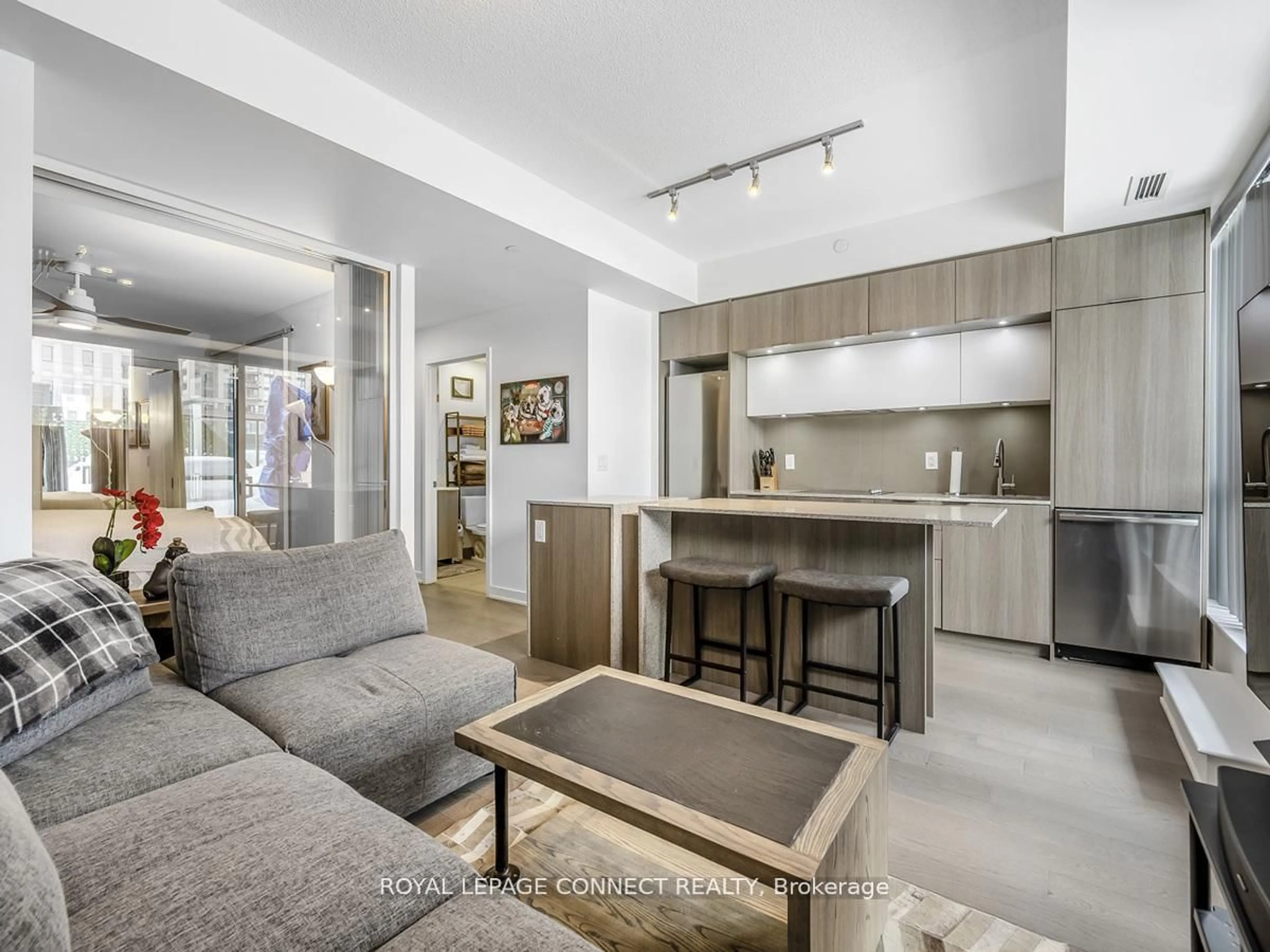 Open concept kitchen, unknown for 170 Sumach St #518, Toronto Ontario M5A 0C3