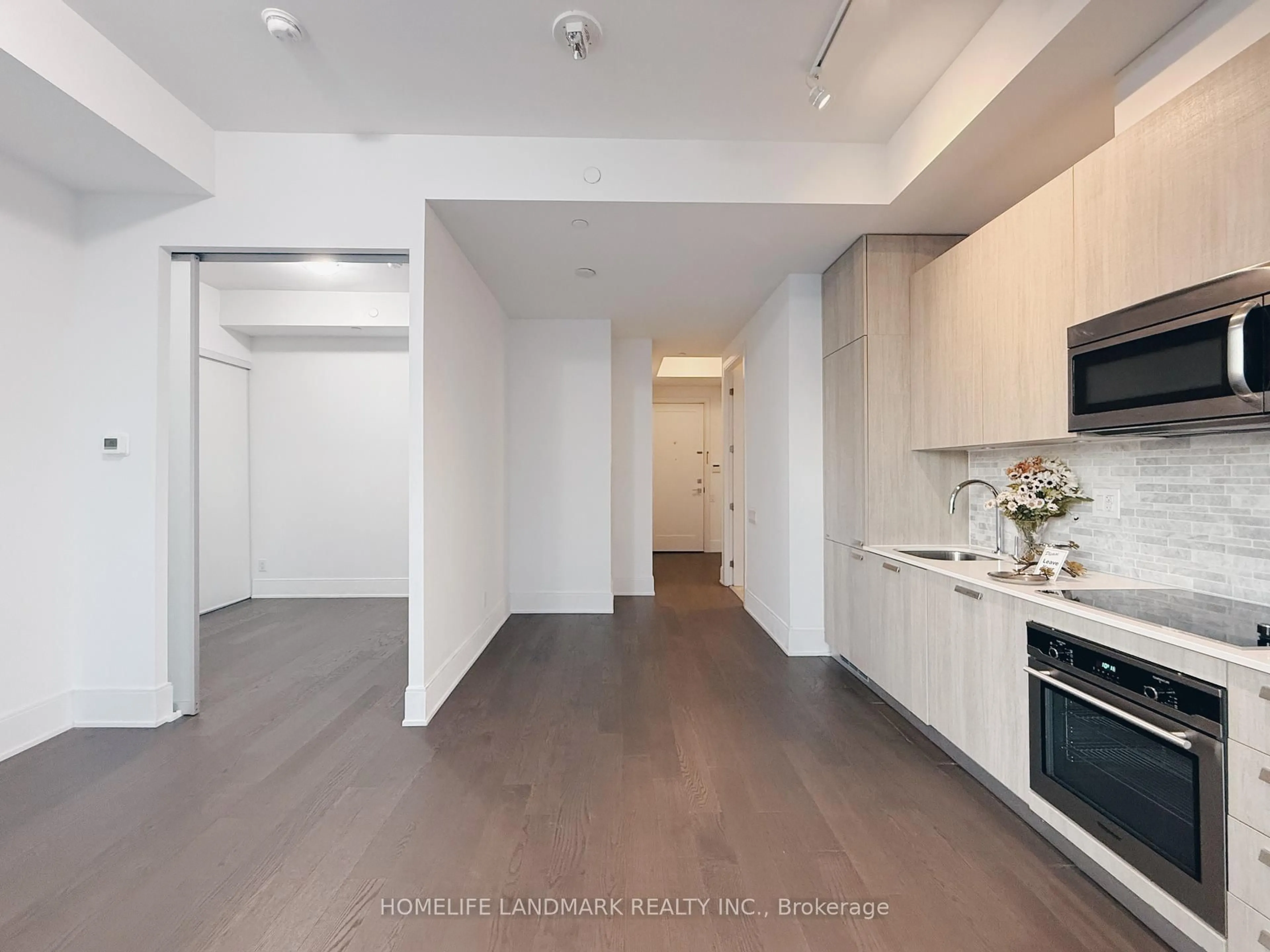 Unknown for 50 Charles St #LPH5304, Toronto Ontario M4Y 0C3