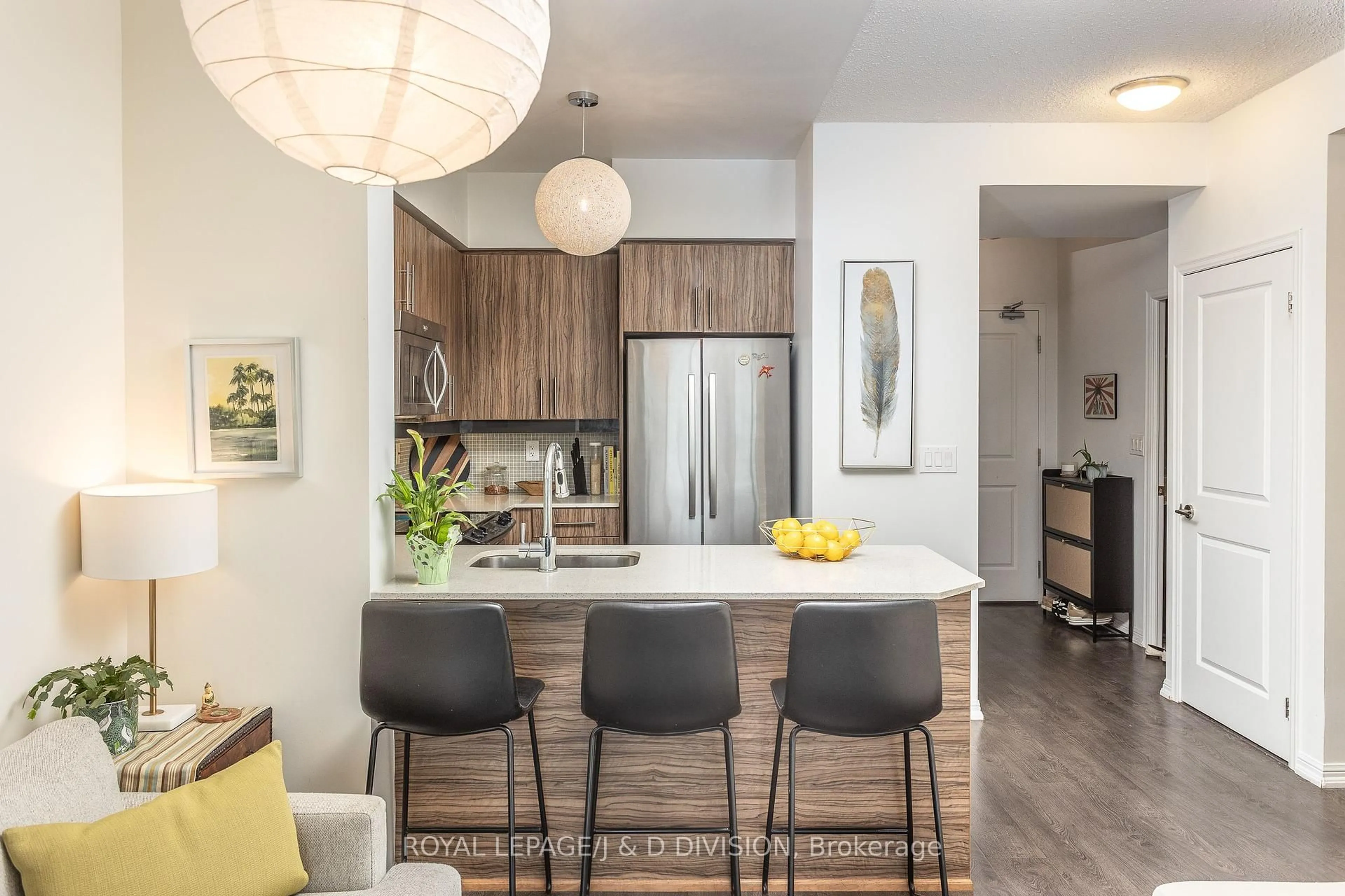 Open concept kitchen, unknown for 125 Western Battery Rd #2313, Toronto Ontario M6K 3S1