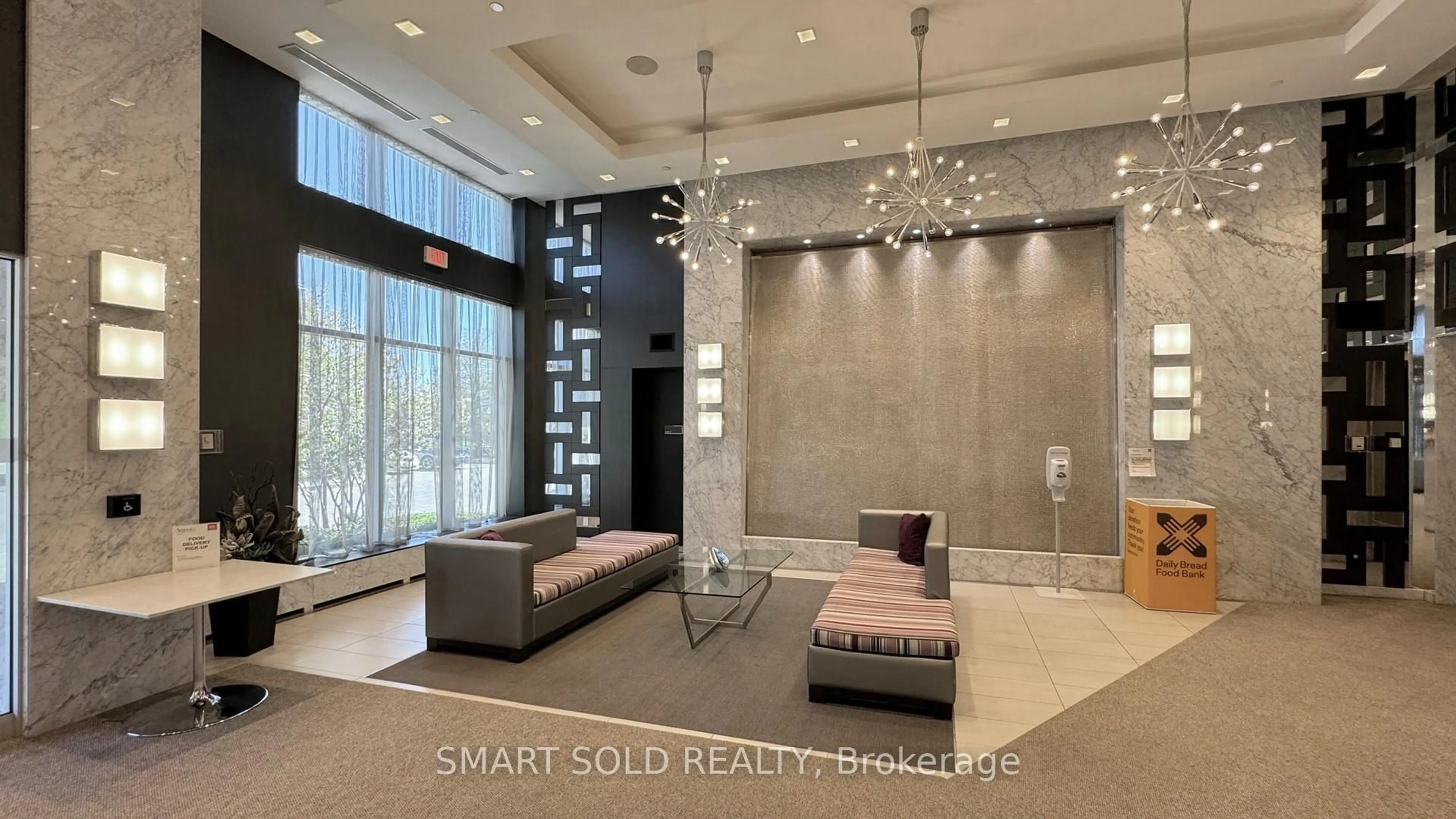 Lobby for 18 Graydon Hall Dr #Ph02, Toronto Ontario M3A 0A4