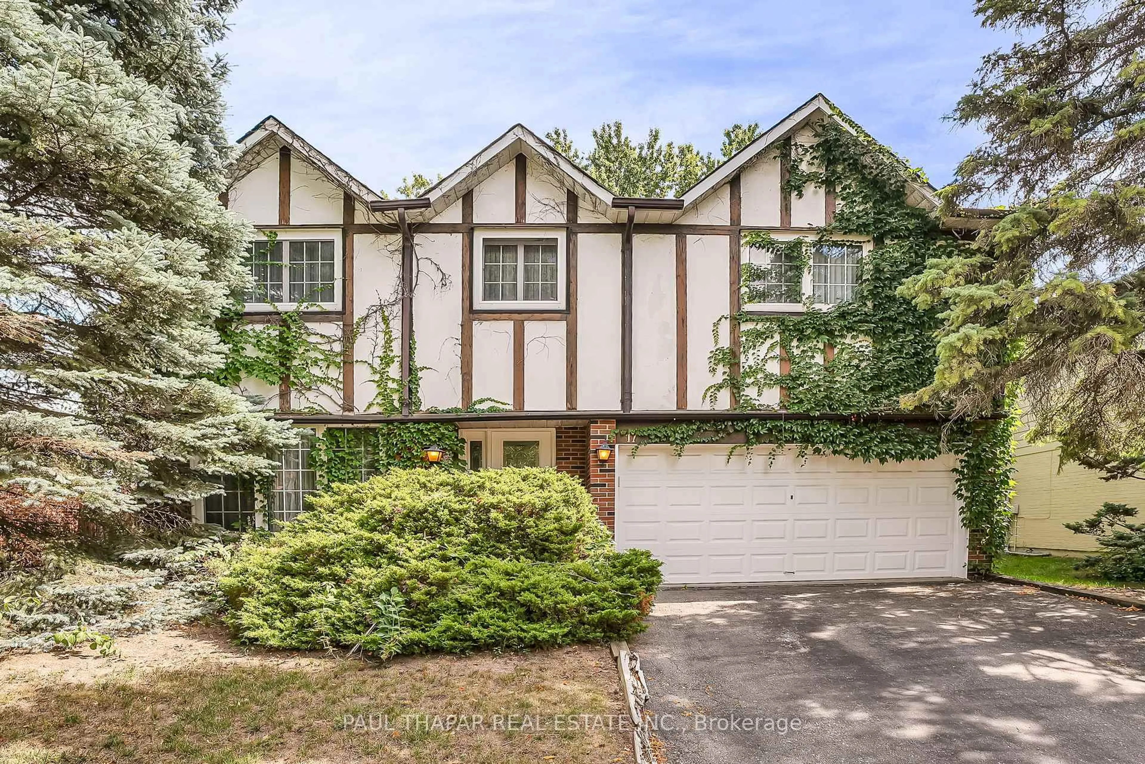 Home with brick exterior material, street for 17 Dolan Gate, Toronto Ontario M2J 2M8