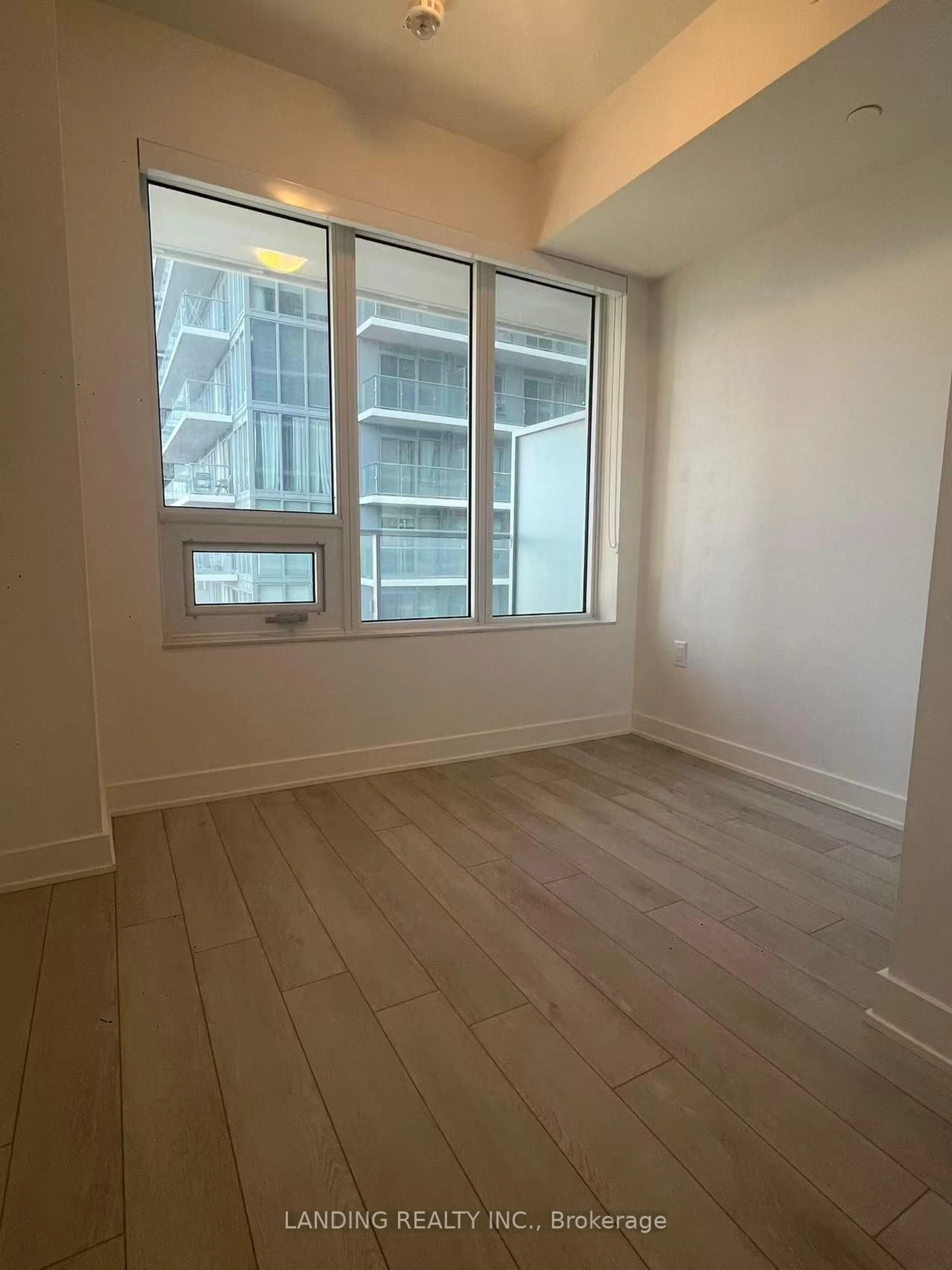 A pic of a room for 195 Redpath Ave #2612, Toronto Ontario M4P 0E4