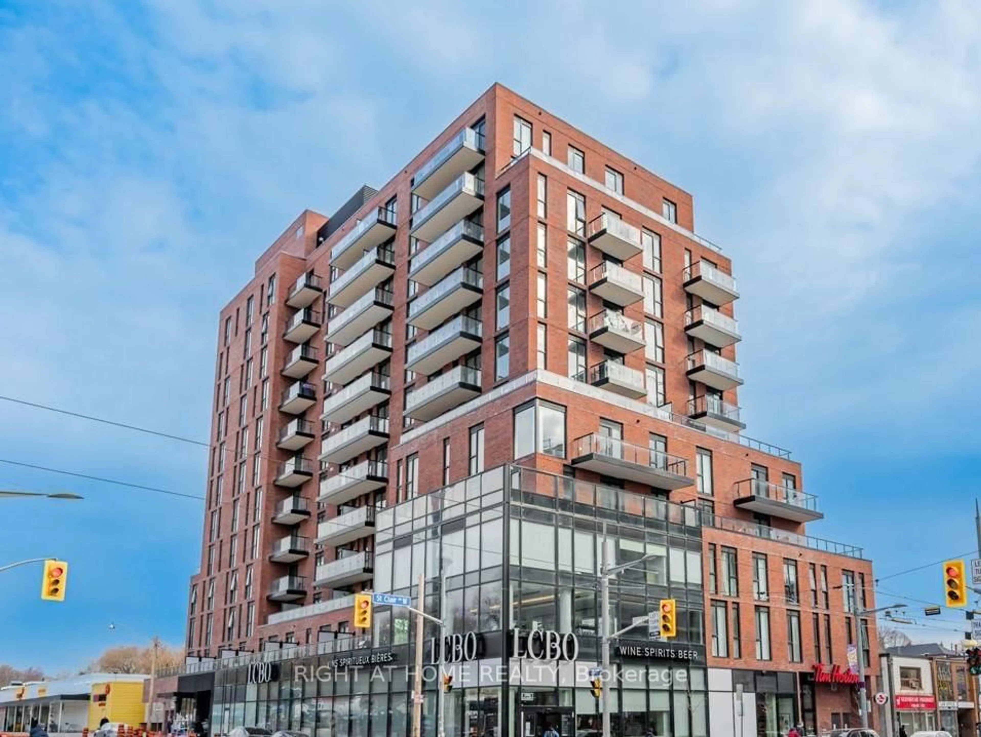 Unknown for 185 Alberta Ave #406, Toronto Ontario M6C 0A5