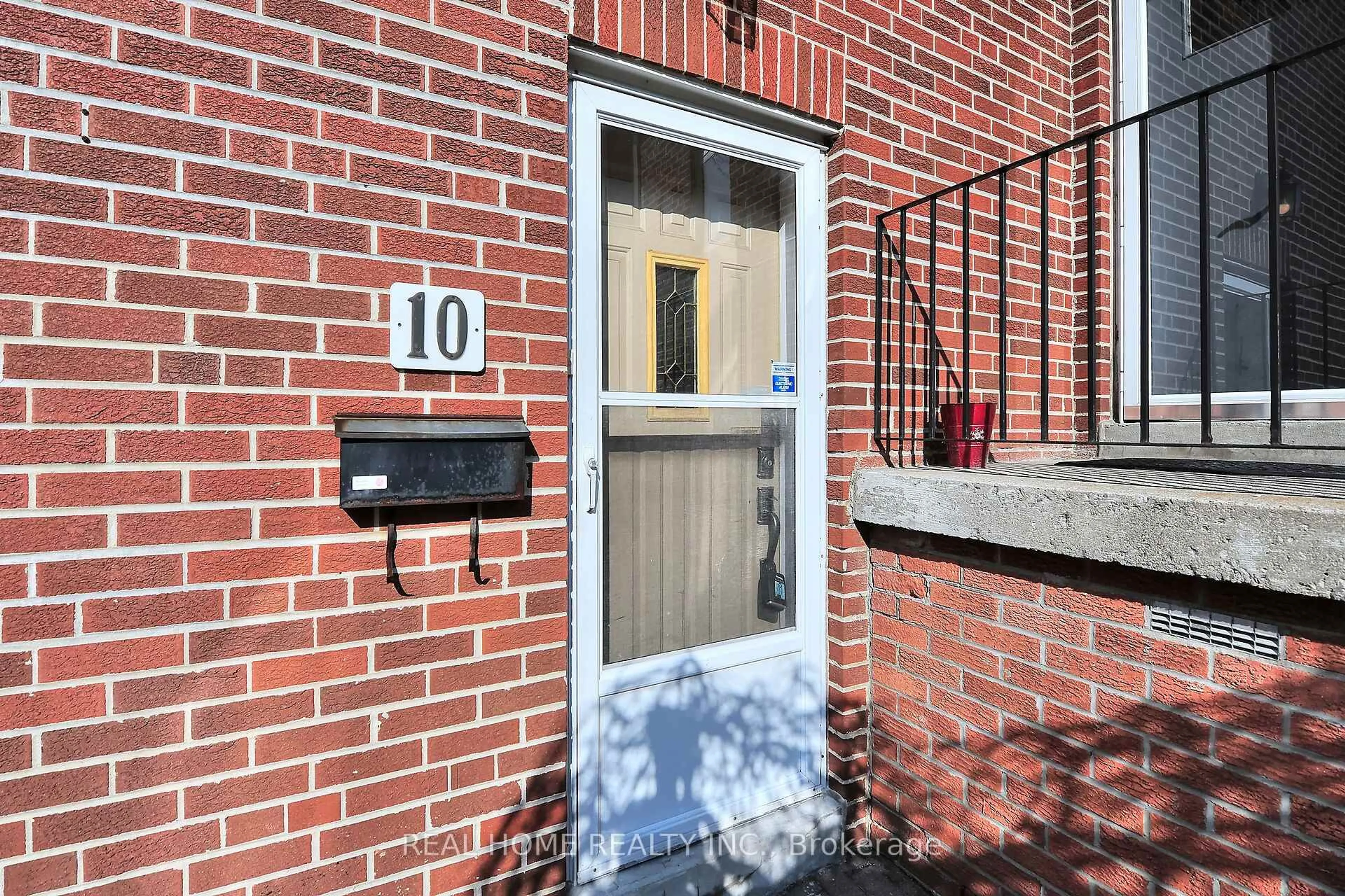 Unknown for 10 Farina Mill Way #244, Toronto Ontario M2L 1S1