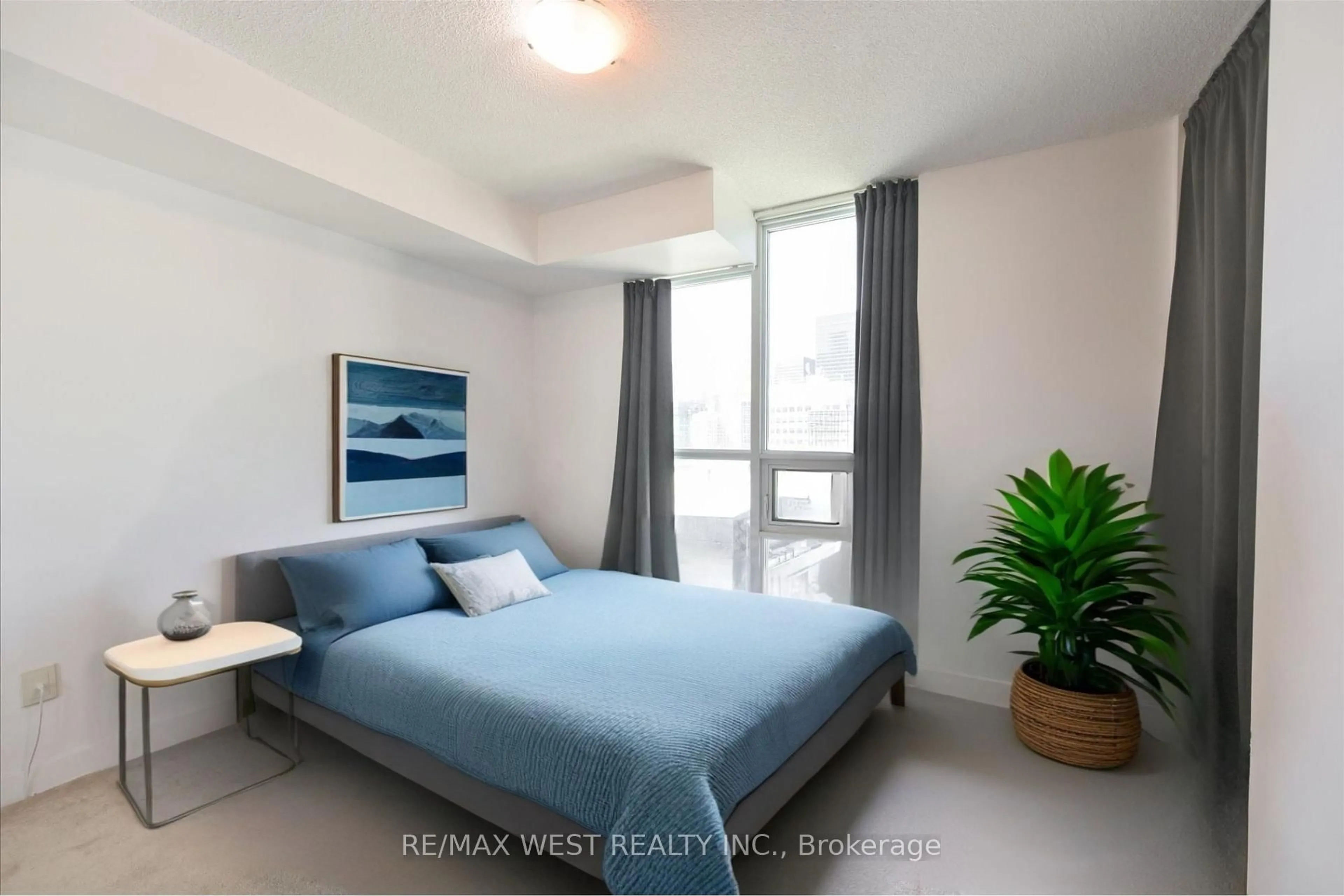 Bedroom with bed, unknown for 33 Bay St #1504, Toronto Ontario M5J 2Z3