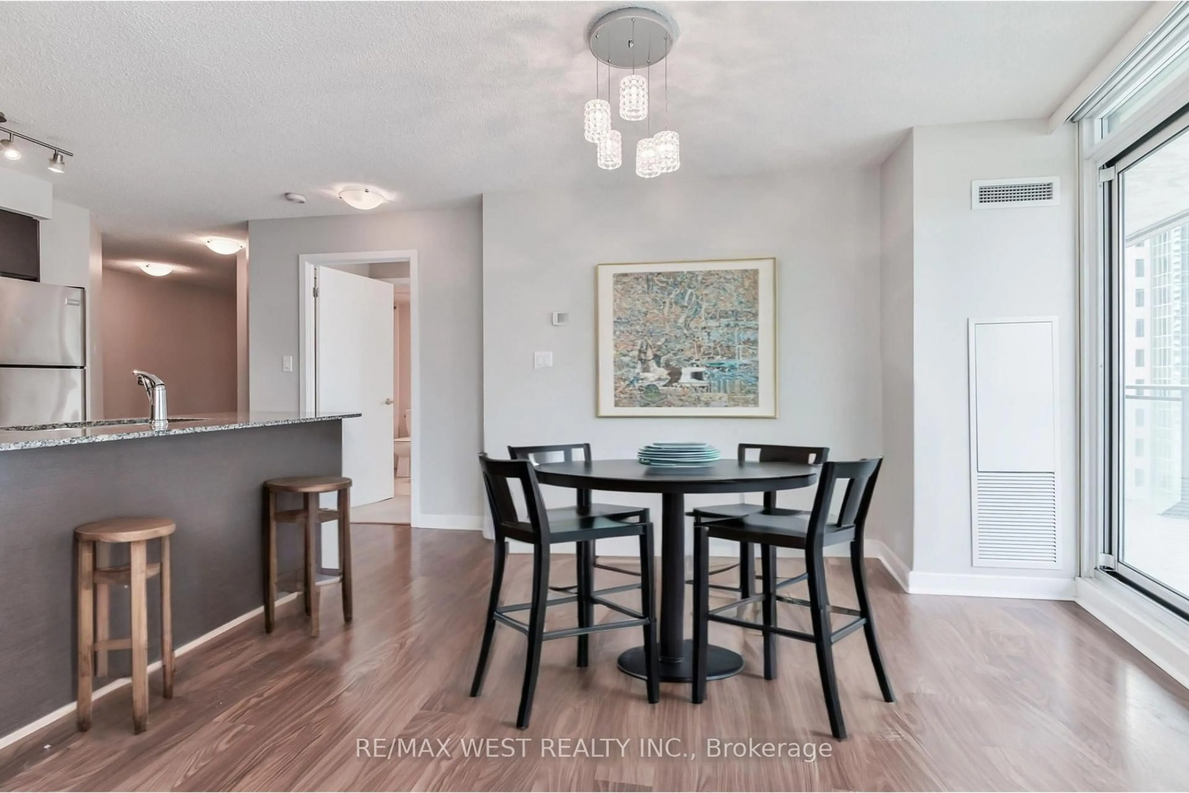 Dining room, unknown for 33 Bay St #903, Toronto Ontario M5J 2Z3
