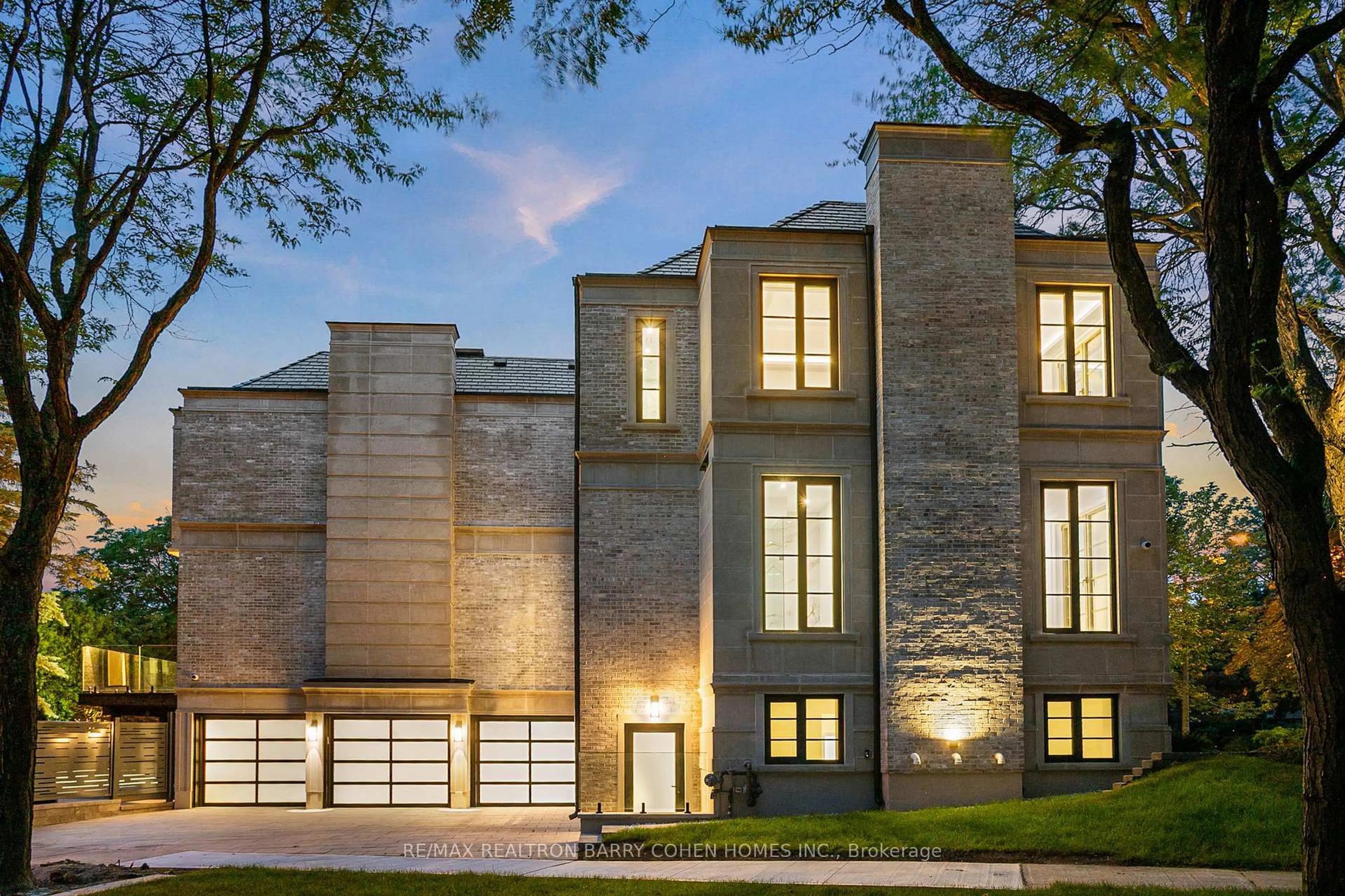 Home with brick exterior material, building for 27 Penwood Cres, Toronto Ontario M3B 3B1