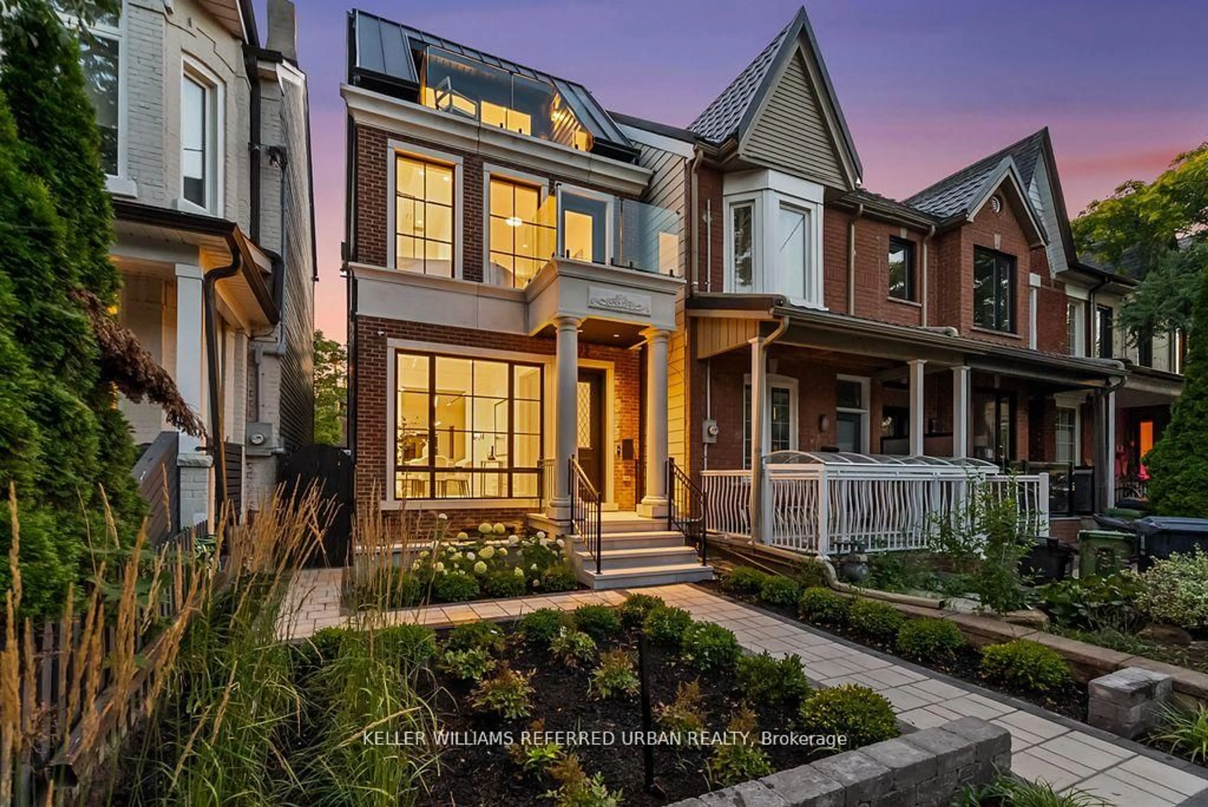 Home with brick exterior material, street for 72 Montrose Ave, Toronto Ontario M6J 2T7