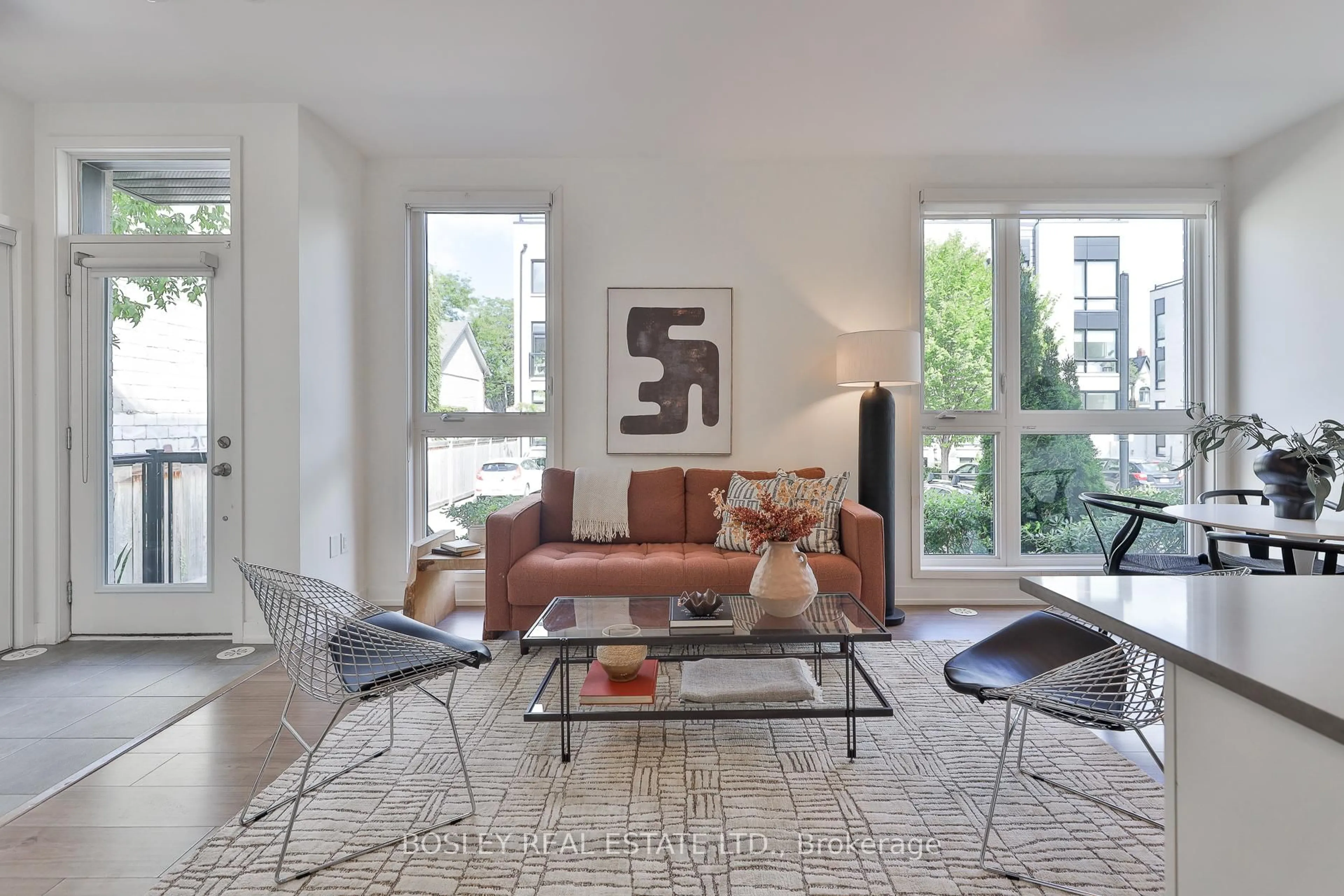 Living room with furniture, unknown for 39 Florence St #TH8, Toronto Ontario M6K 1P4