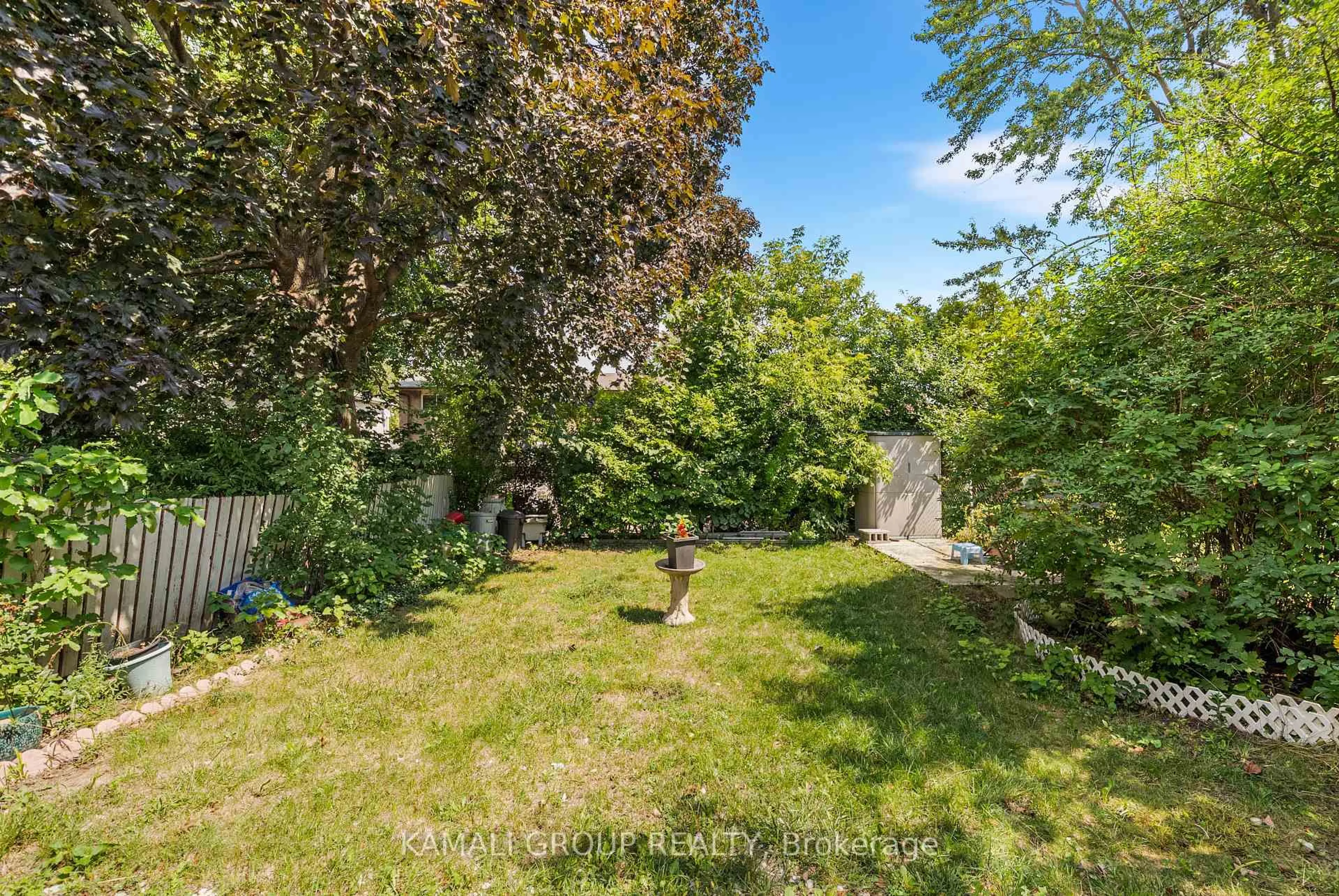 A pic from outside/outdoor area/front of a property/back of a property/a pic from drone, forest/trees view for 16 Elise Terr, Toronto Ontario M2R 2X1
