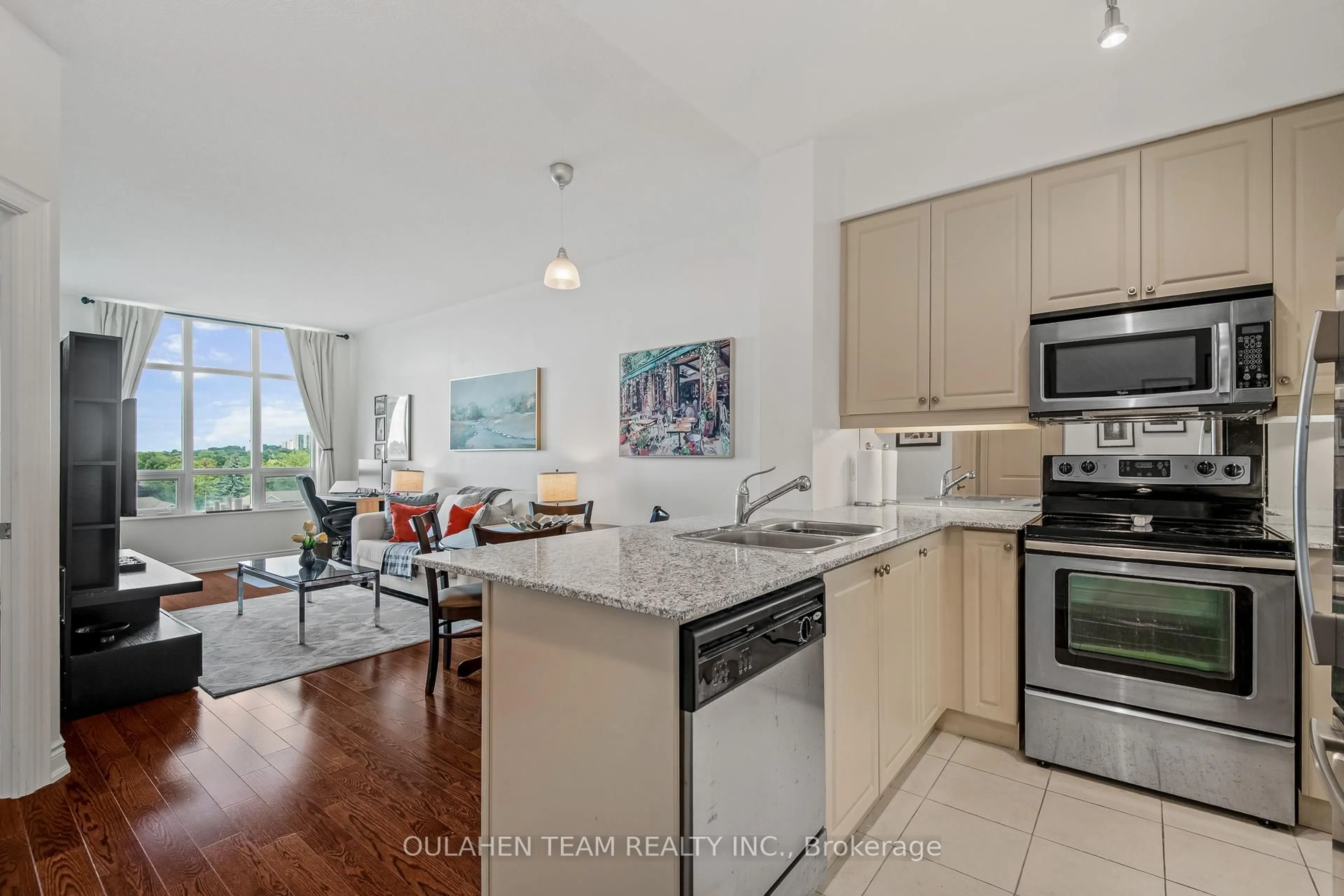 Open concept kitchen, unknown for 20 Bloorview Pl #717, Toronto Ontario M2J 0A6