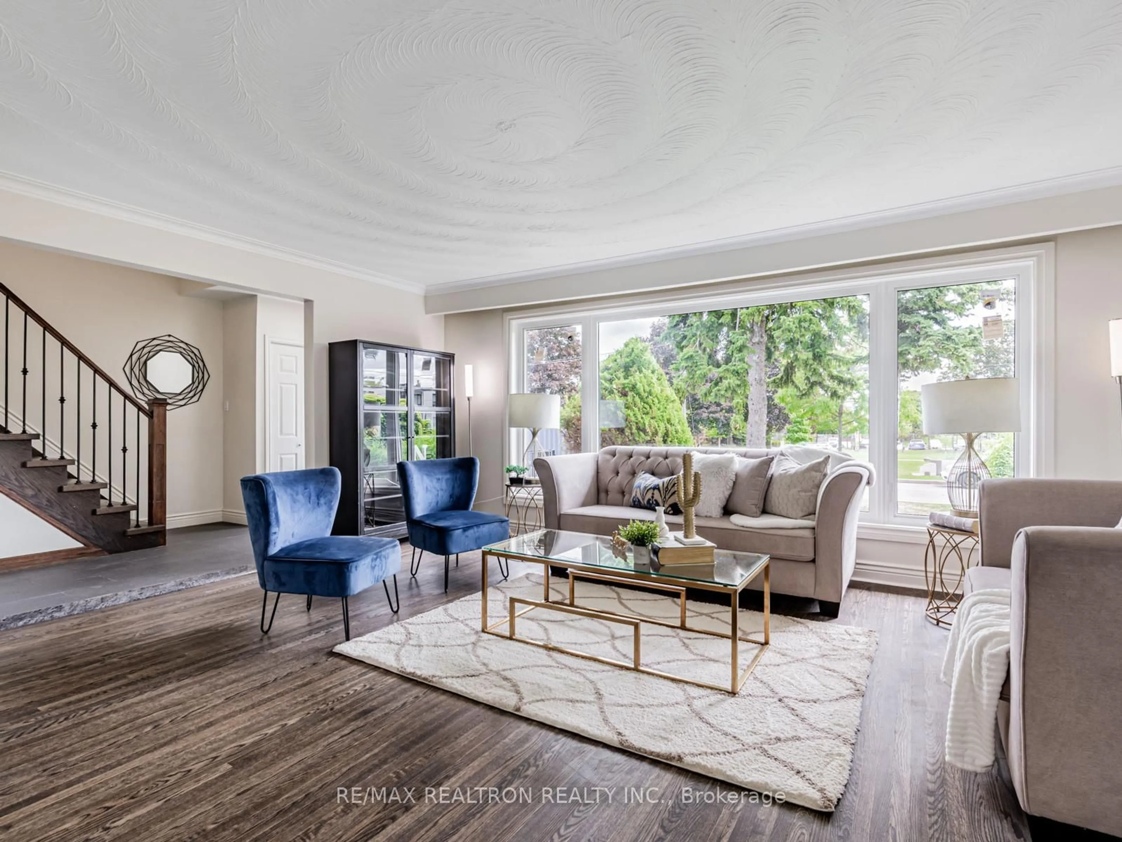 Living room with furniture, unknown for 4 Chater Crt, Toronto Ontario M6B 2N2