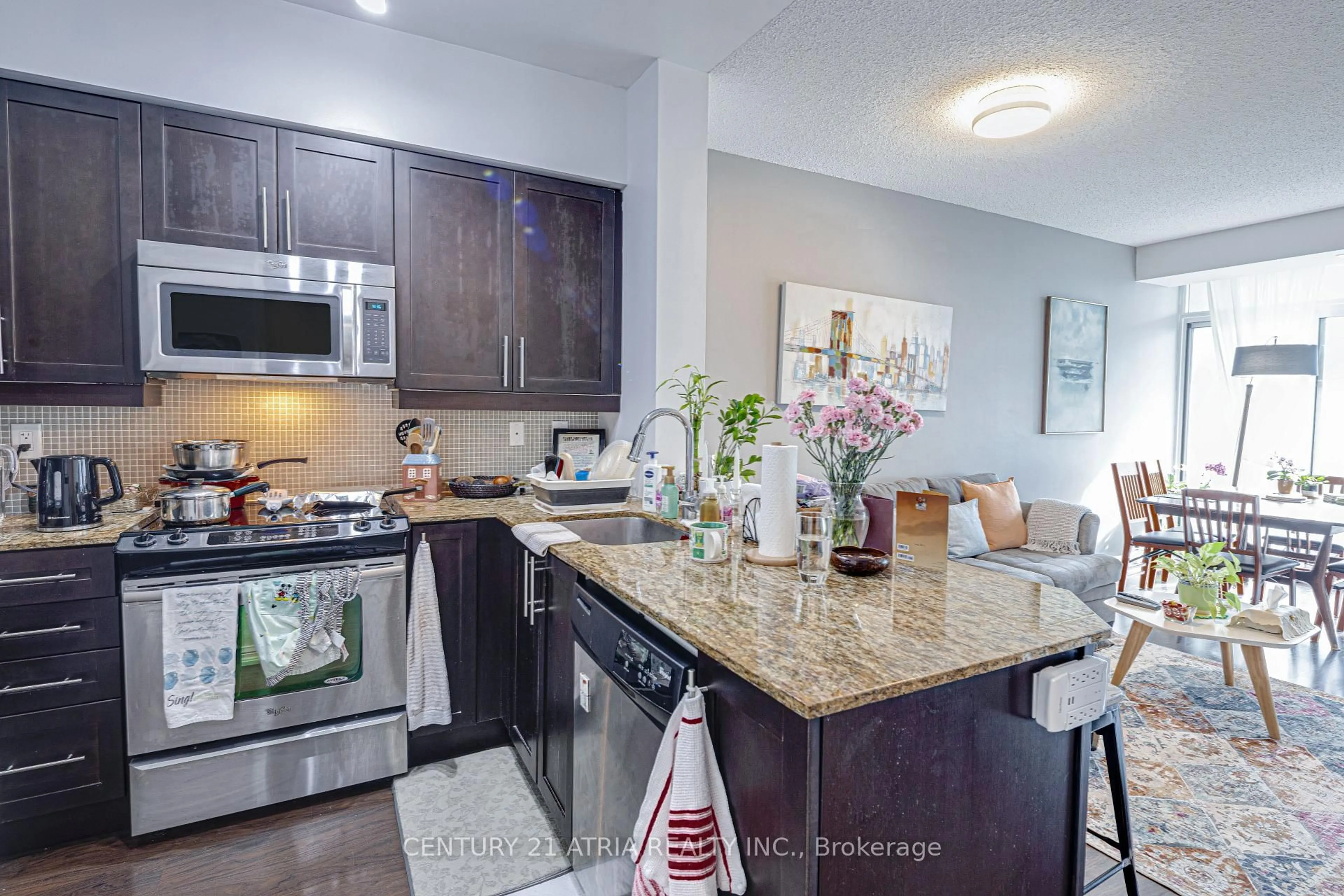 Open concept kitchen, unknown for 125 Western Battery Rd #2504, Toronto Ontario M6K 3R8