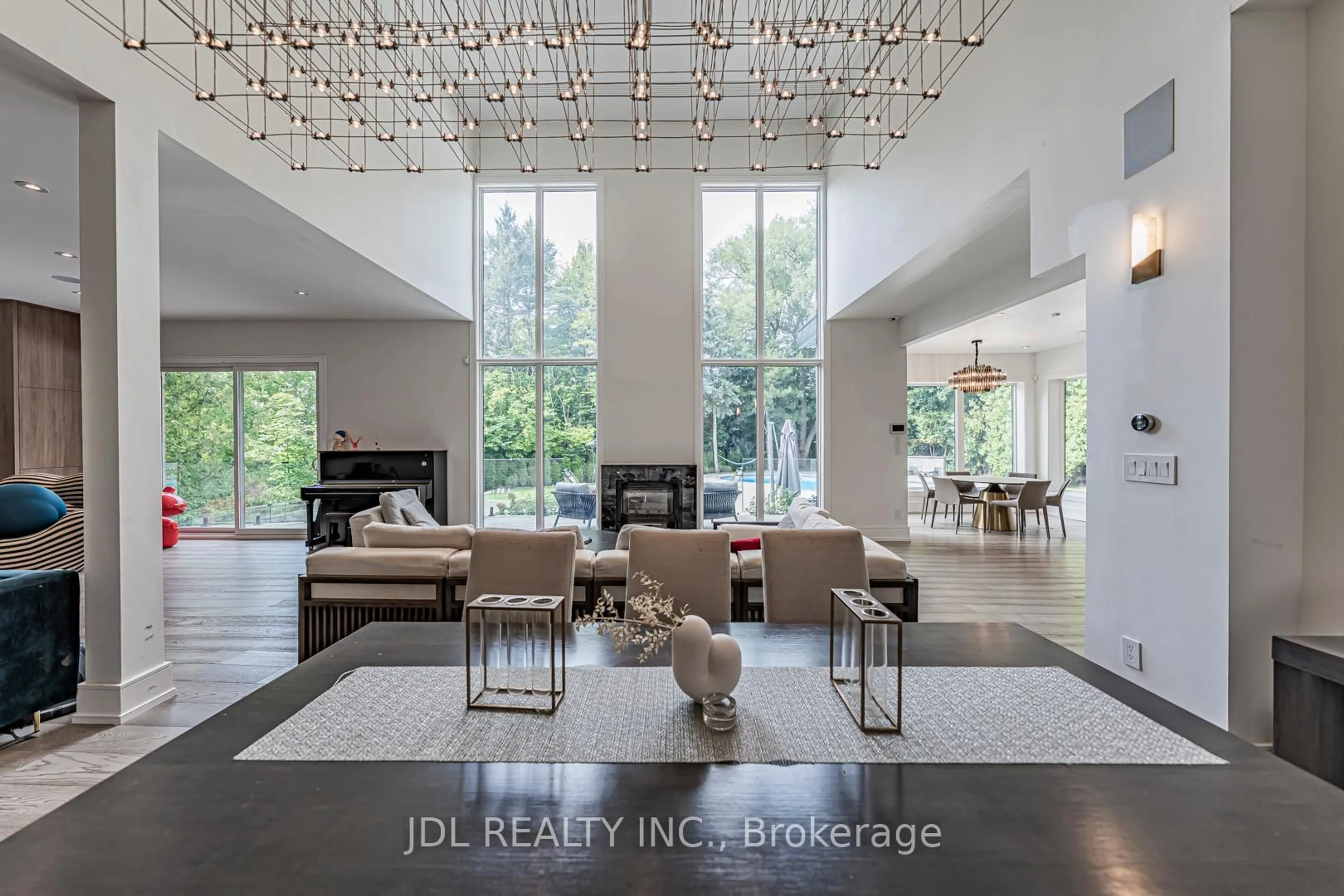 Unknown for 19 Fifeshire Rd, Toronto Ontario M2L 2G4