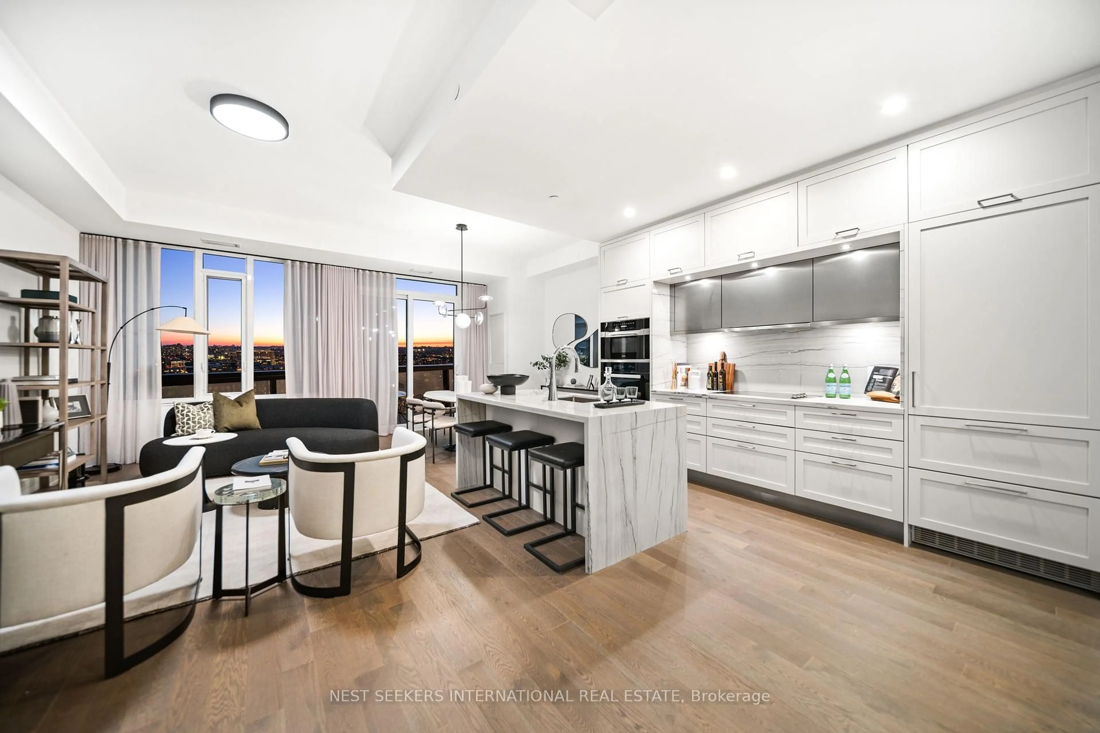 Open concept kitchen, unknown for 480 Front St #PH2, Toronto Ontario M5V 0V5