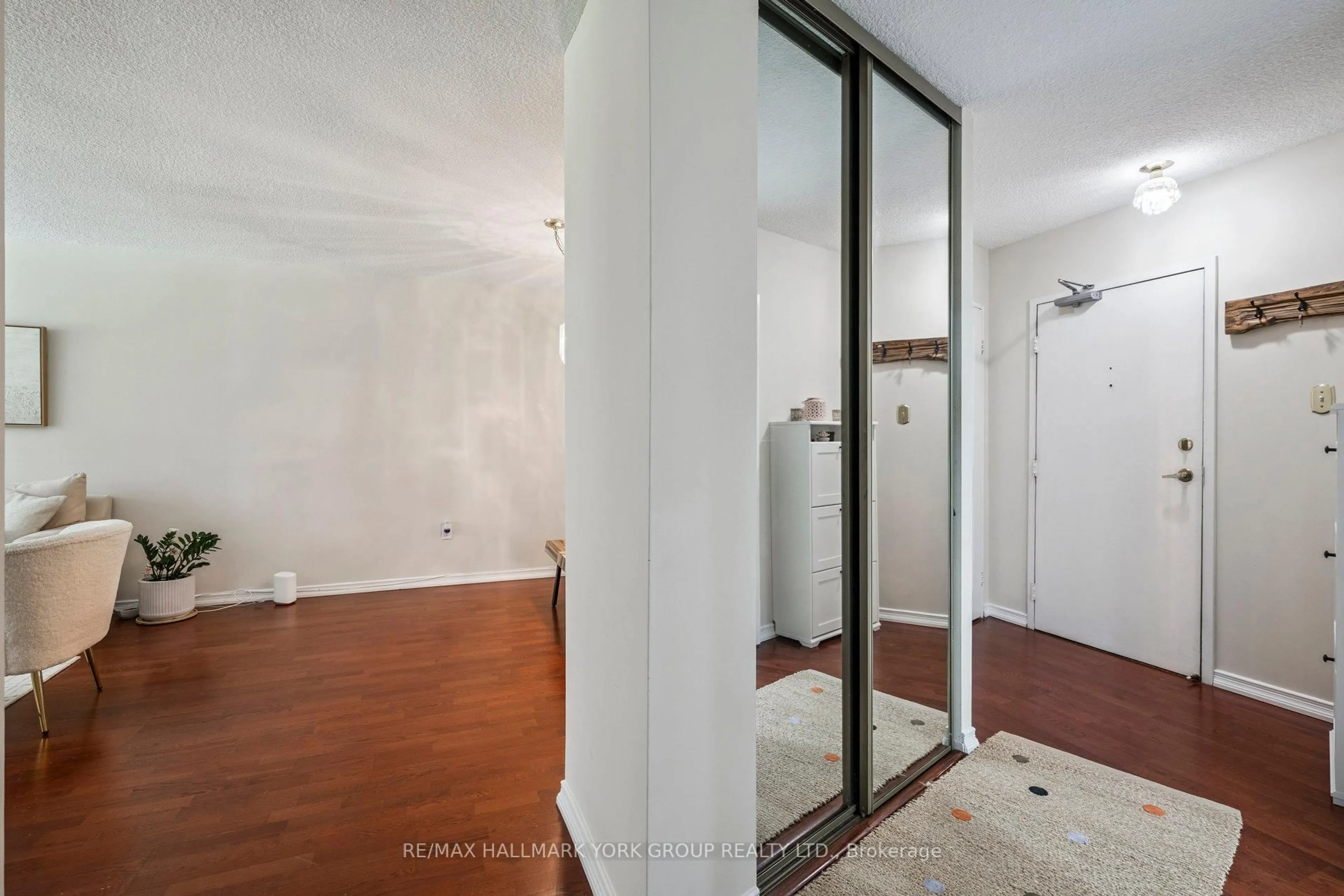 Unknown for 3303 Don Mills Rd #107, Toronto Ontario M2J 4T6