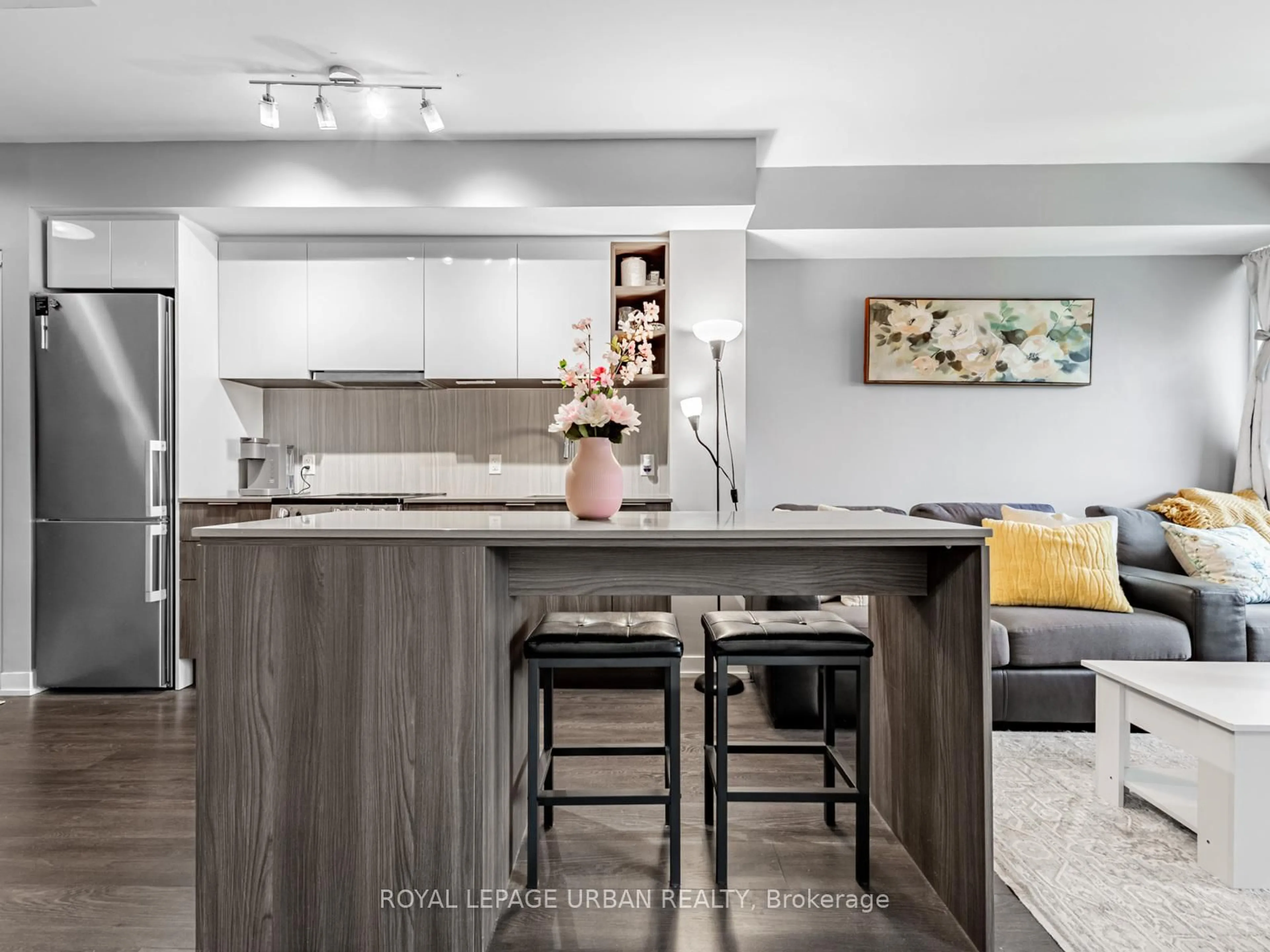 Open concept kitchen, unknown for 31 Tippett Rd #541, Toronto Ontario M3H 0C8