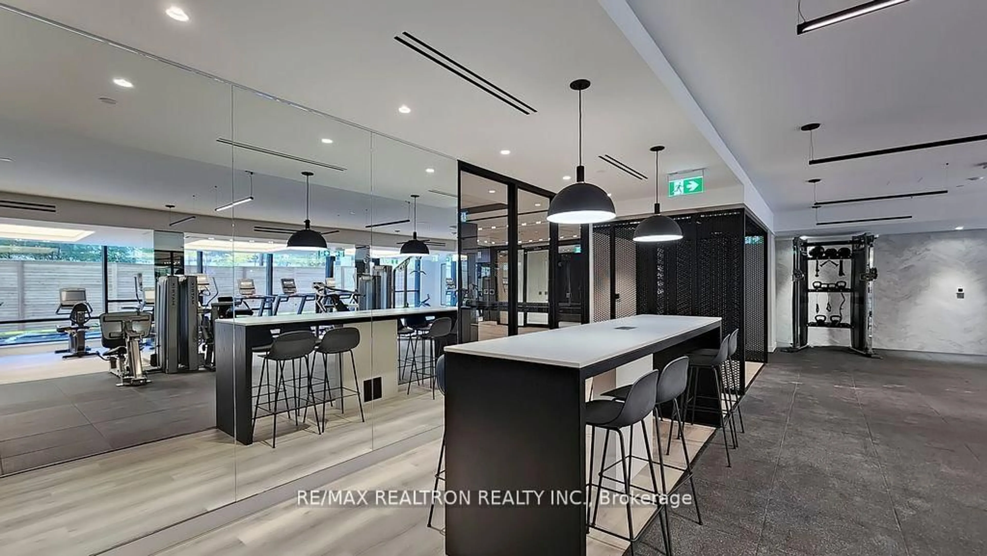 Contemporary kitchen, unknown for 127 Broadway Ave #510, Toronto Ontario M4P 1V4