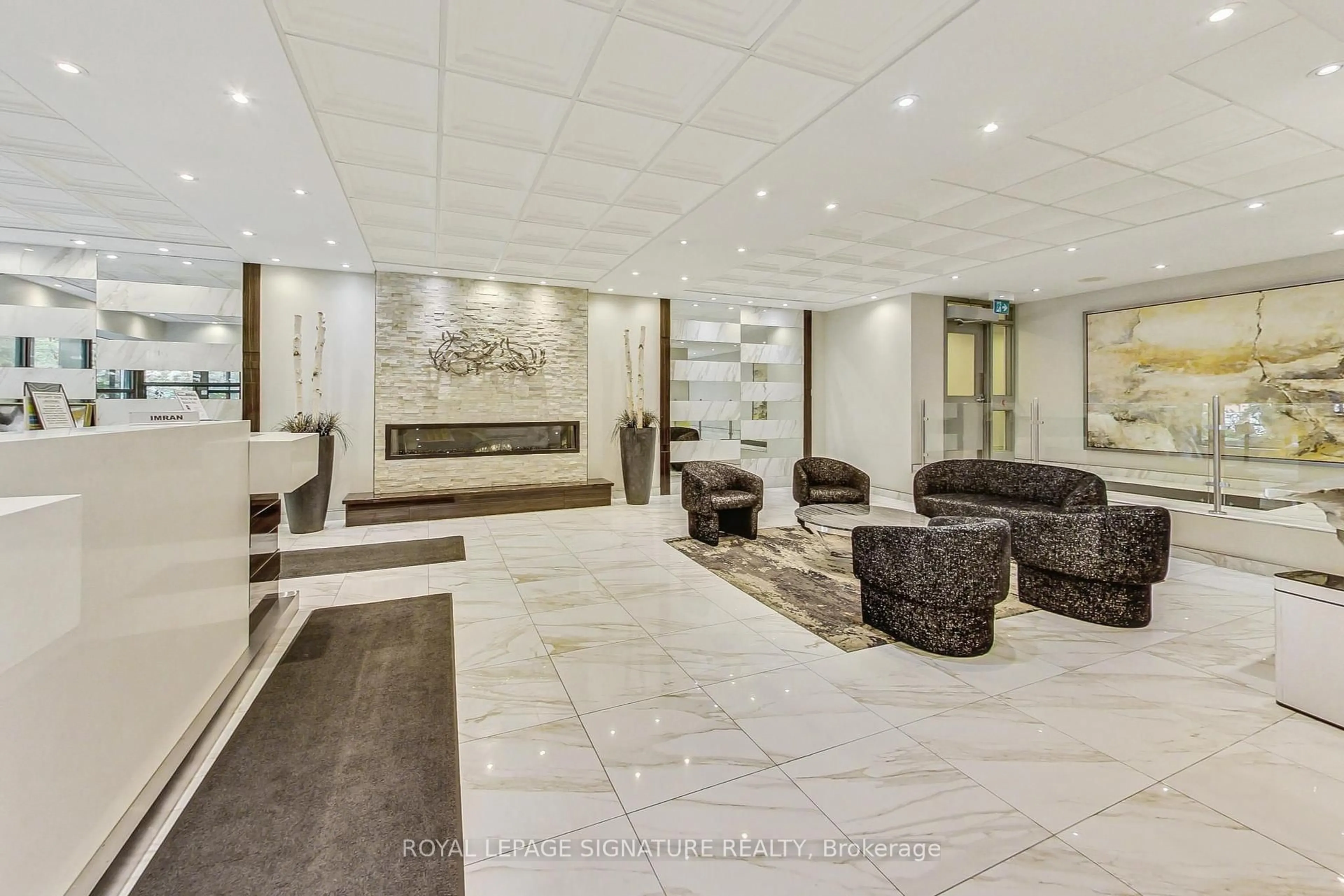 Lobby for 33 Elmhurst Ave #1208, Toronto Ontario M2N 6G8