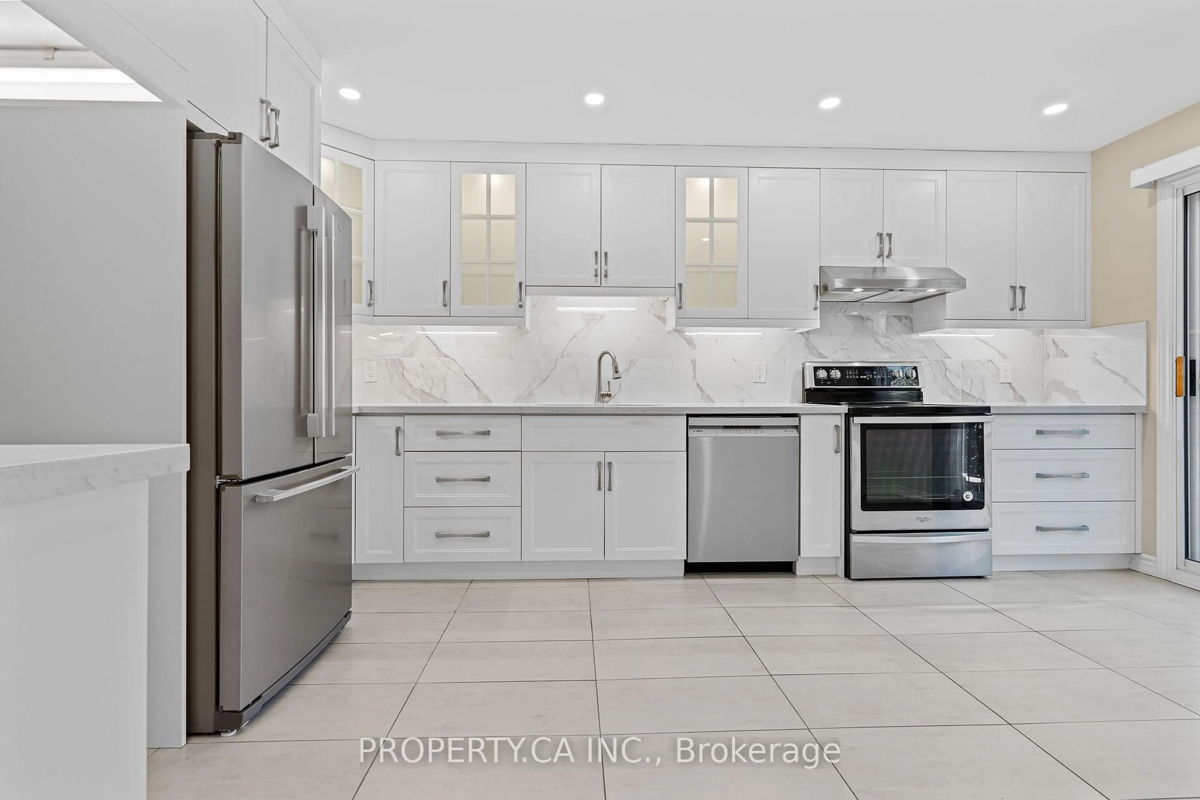 Unknown for 37 Black Hawk Way, Toronto Ontario M2R 3L5