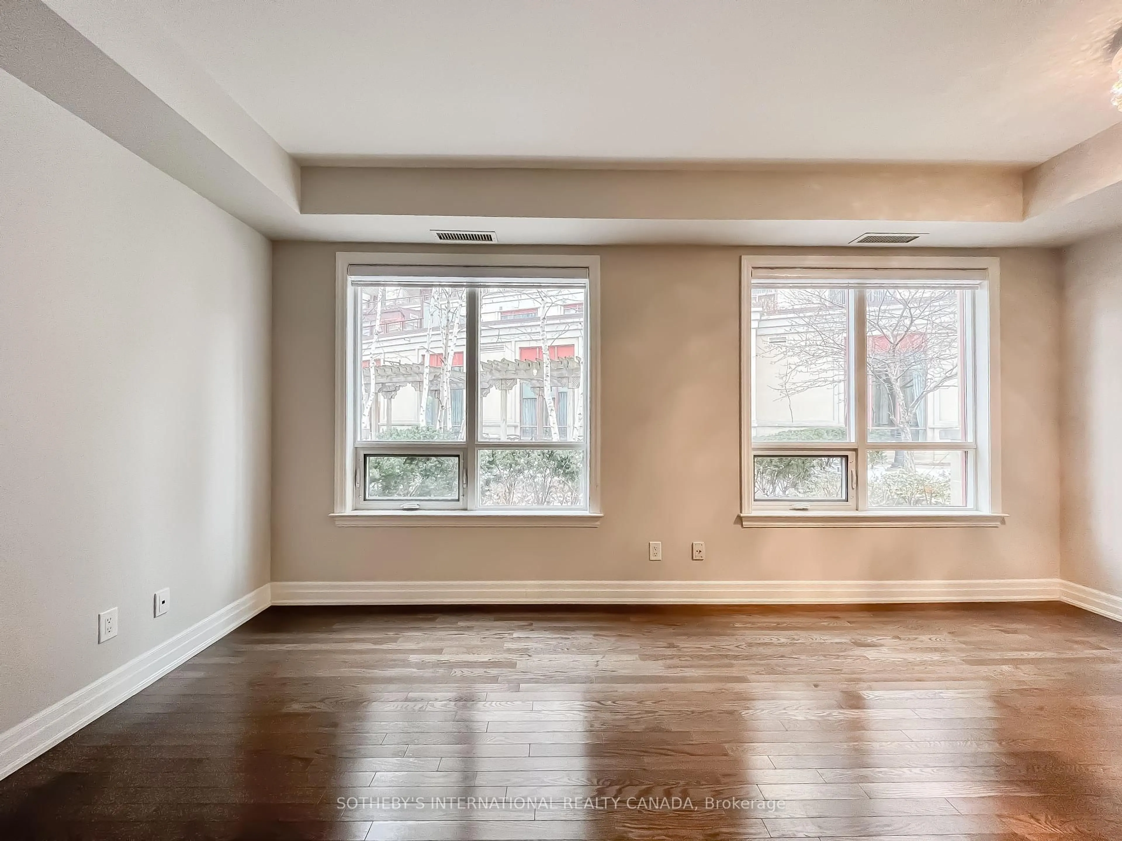 A pic of a room for 15 Rean Dr #102, Toronto Ontario M2K 0A7