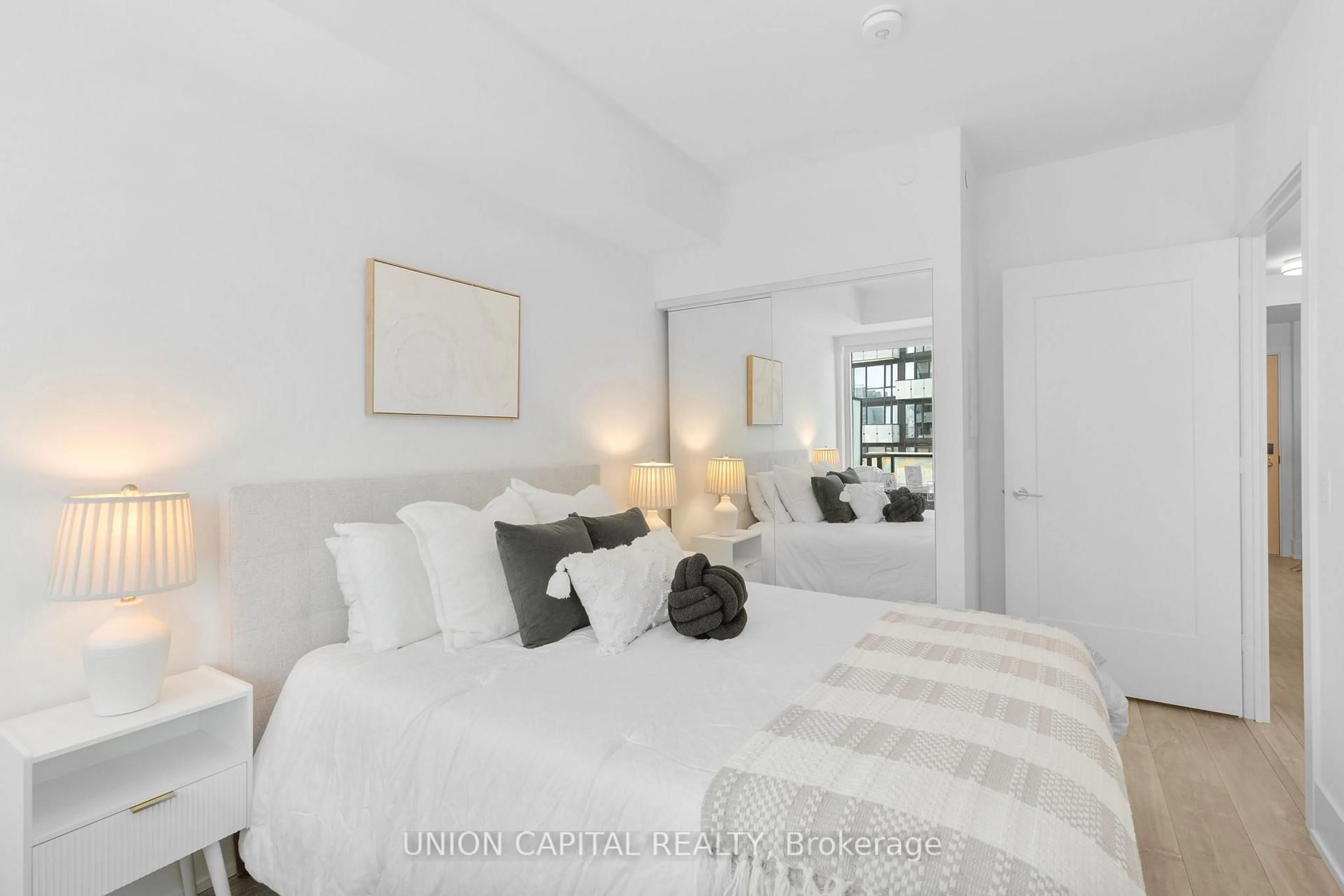 Bedroom with bed, unknown for 480 Front St #1510, Toronto Ontario M5V 0V5