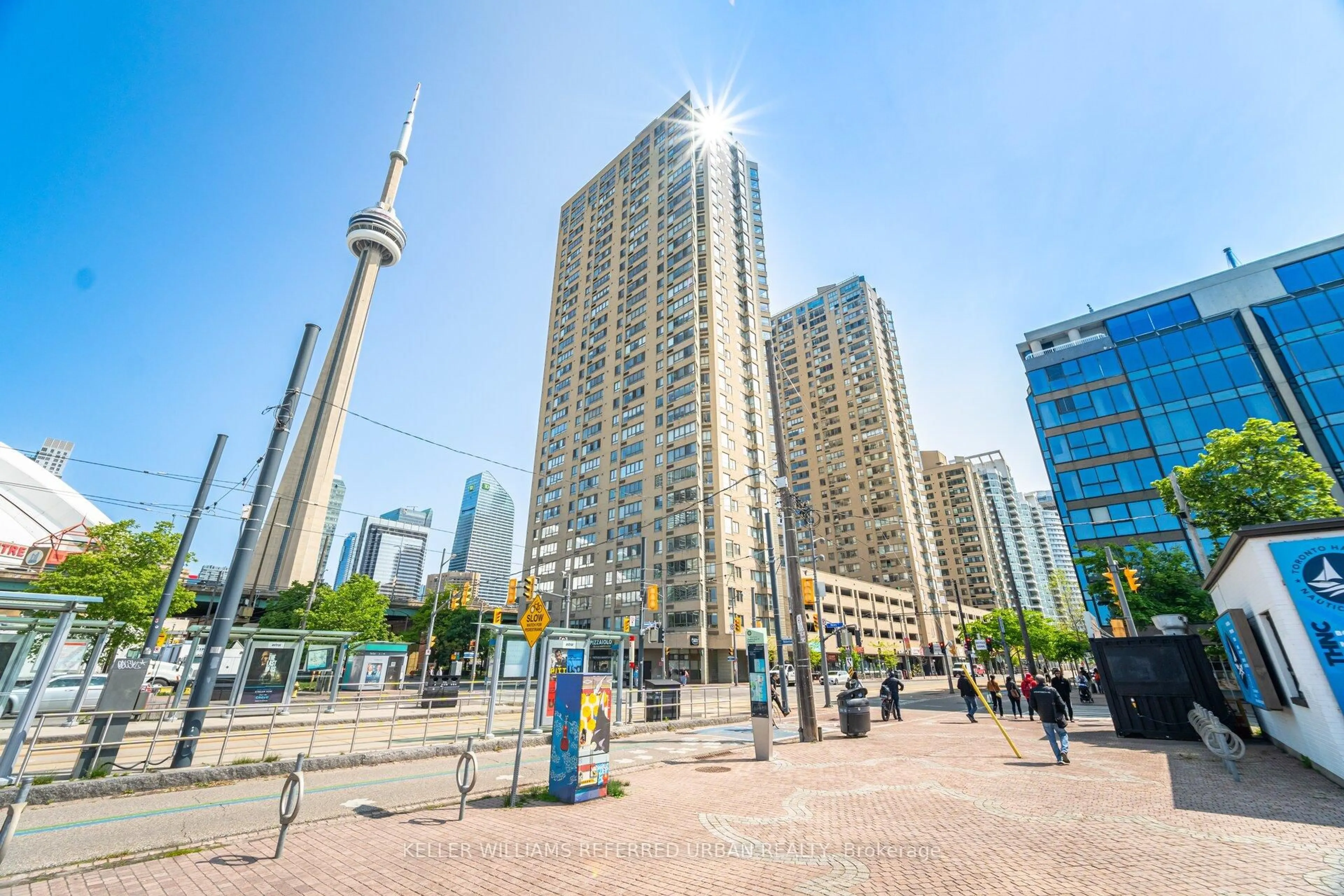 Unknown for 270 Queens Quay #2008, Toronto Ontario M5J 2N4