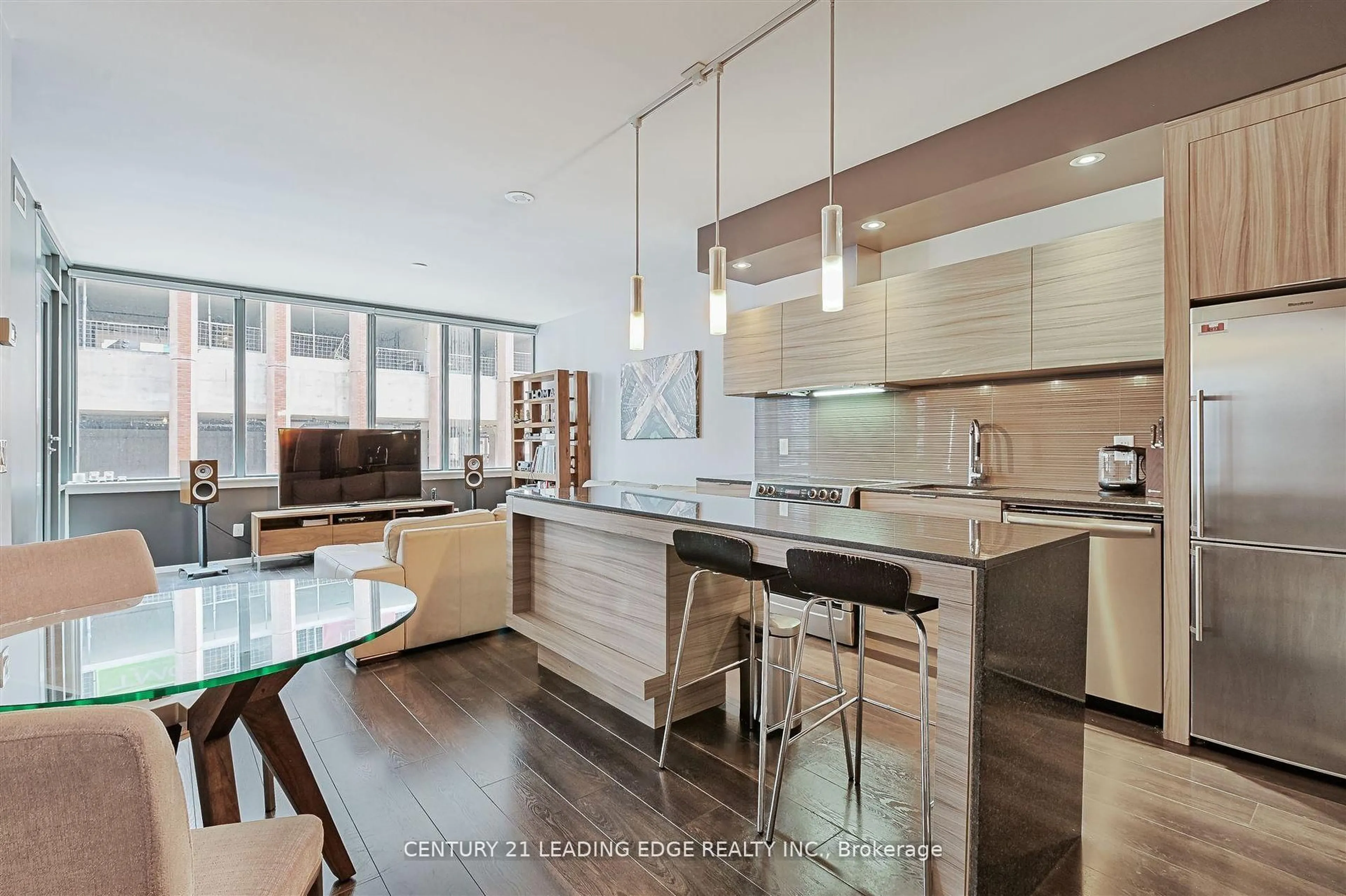 Contemporary kitchen, unknown for 8 Charlotte St #405, Toronto Ontario M5V 0K4