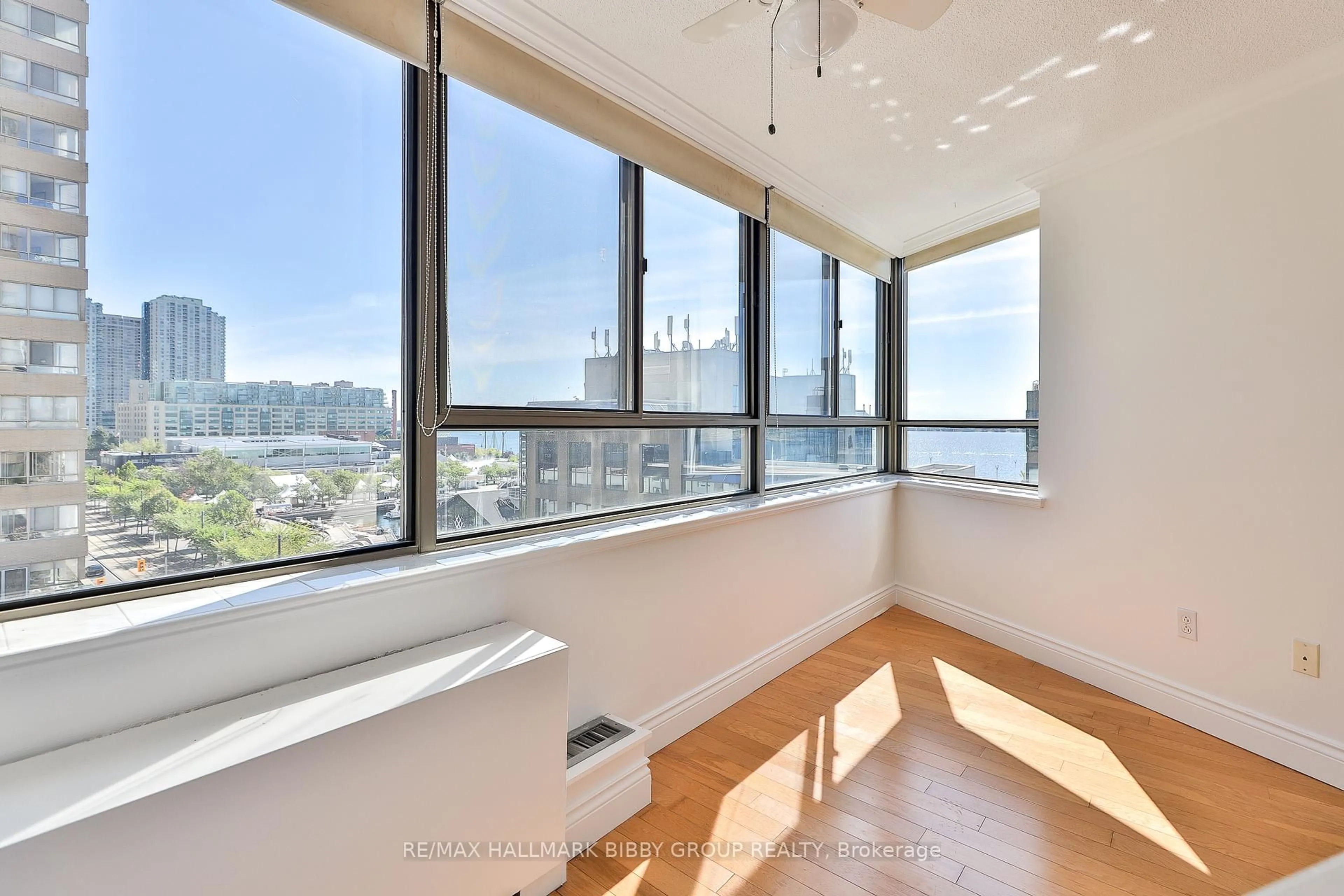 A pic of a room for 270 Queens Quay Blvd #801, Toronto Ontario M5J 2N4
