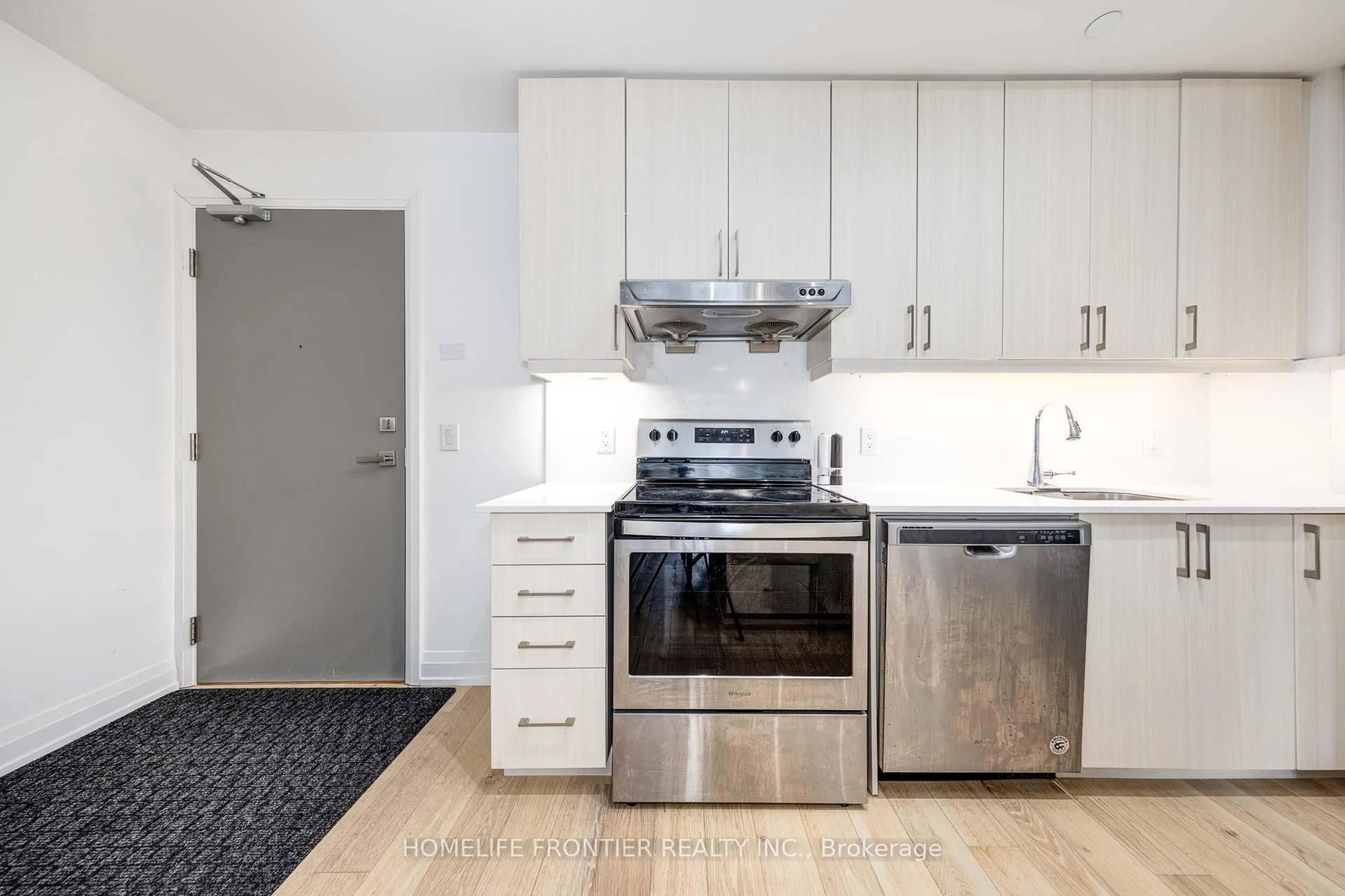 Standard kitchen, unknown for 591 Sheppard Ave ##629, Toronto Ontario M2K 0G2