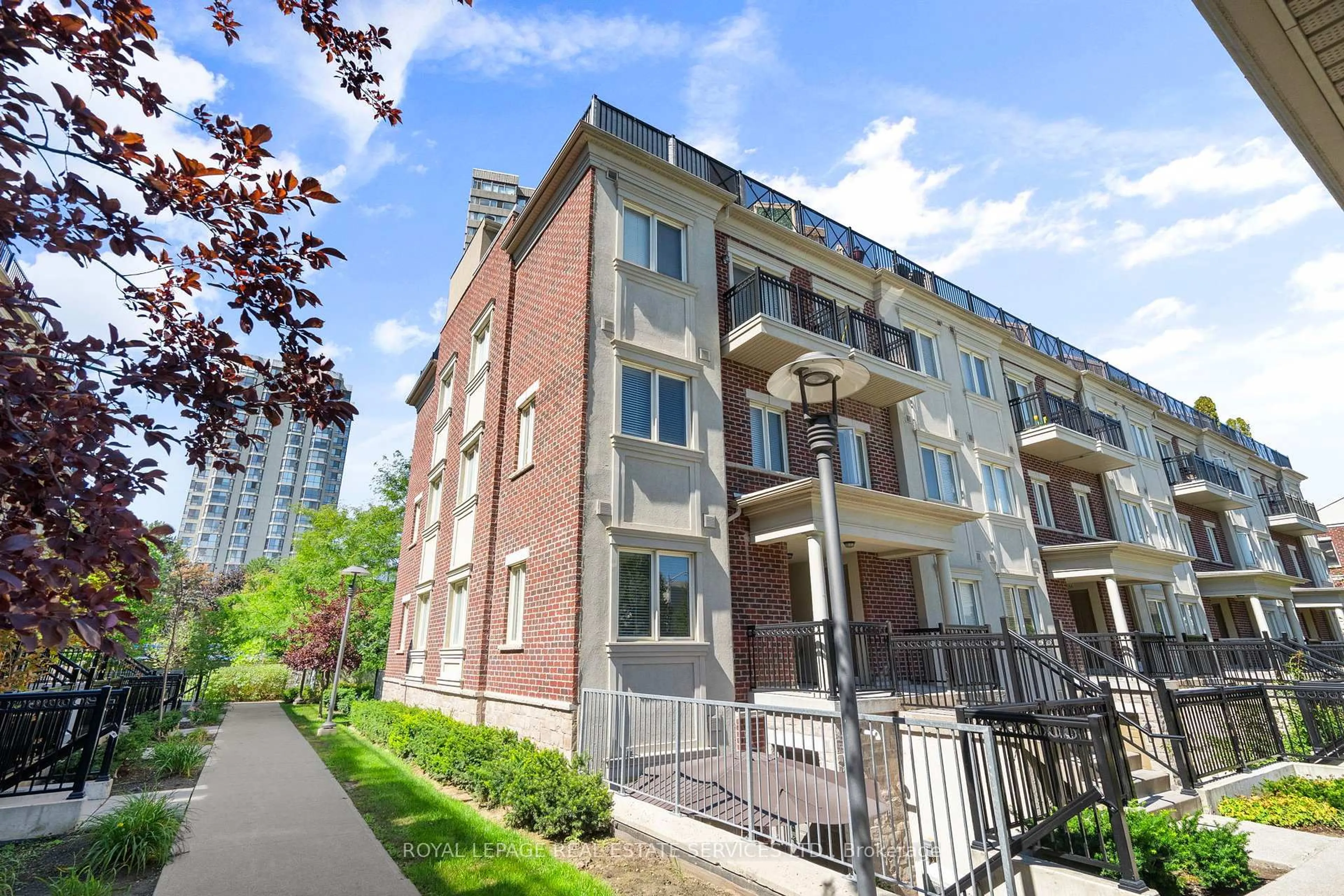 Unknown for 15 Coneflower Cres #225, Toronto Ontario M2R 0A5