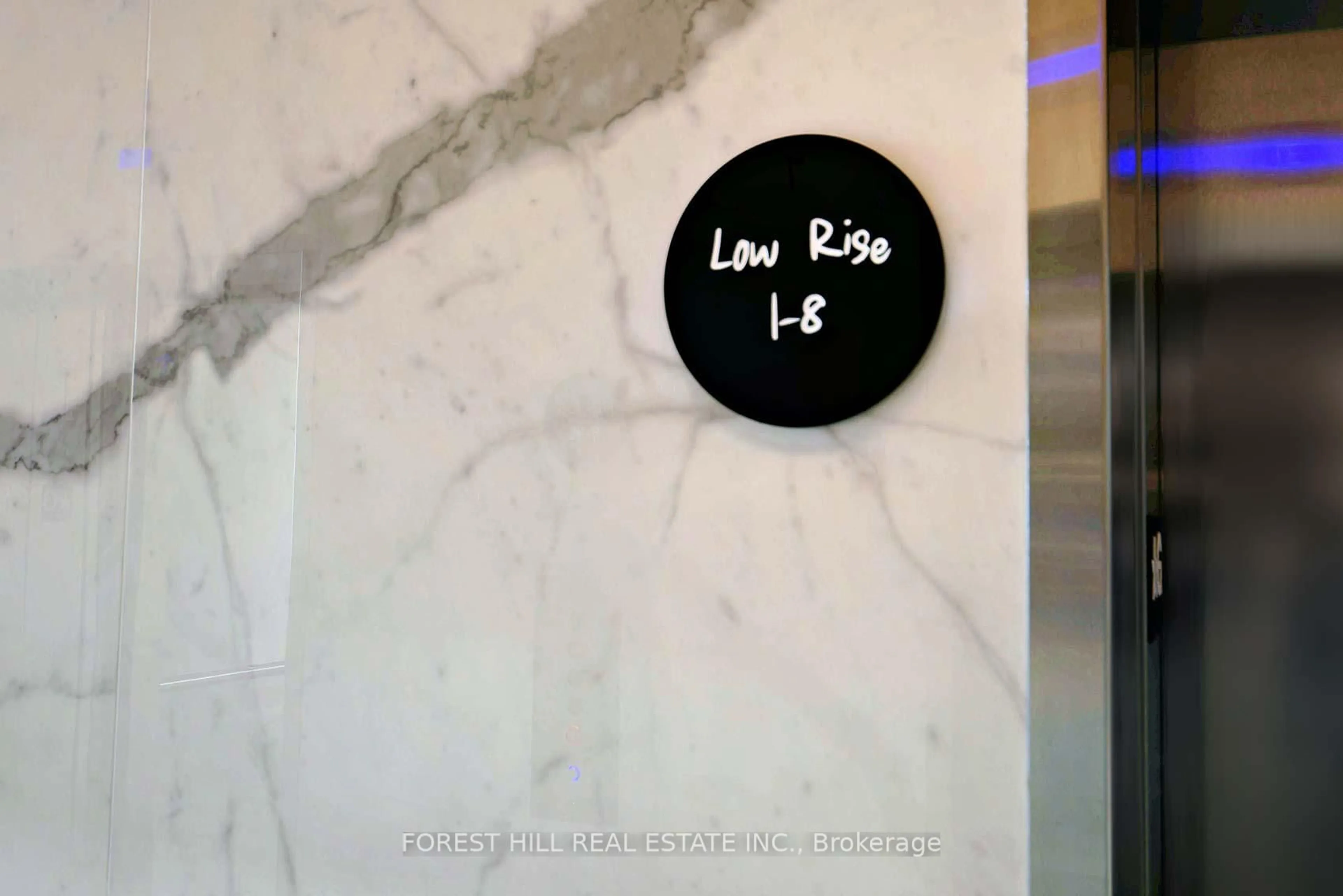 Lobby for 161 Roehampton Ave #711, Toronto Ontario M4P 1P9