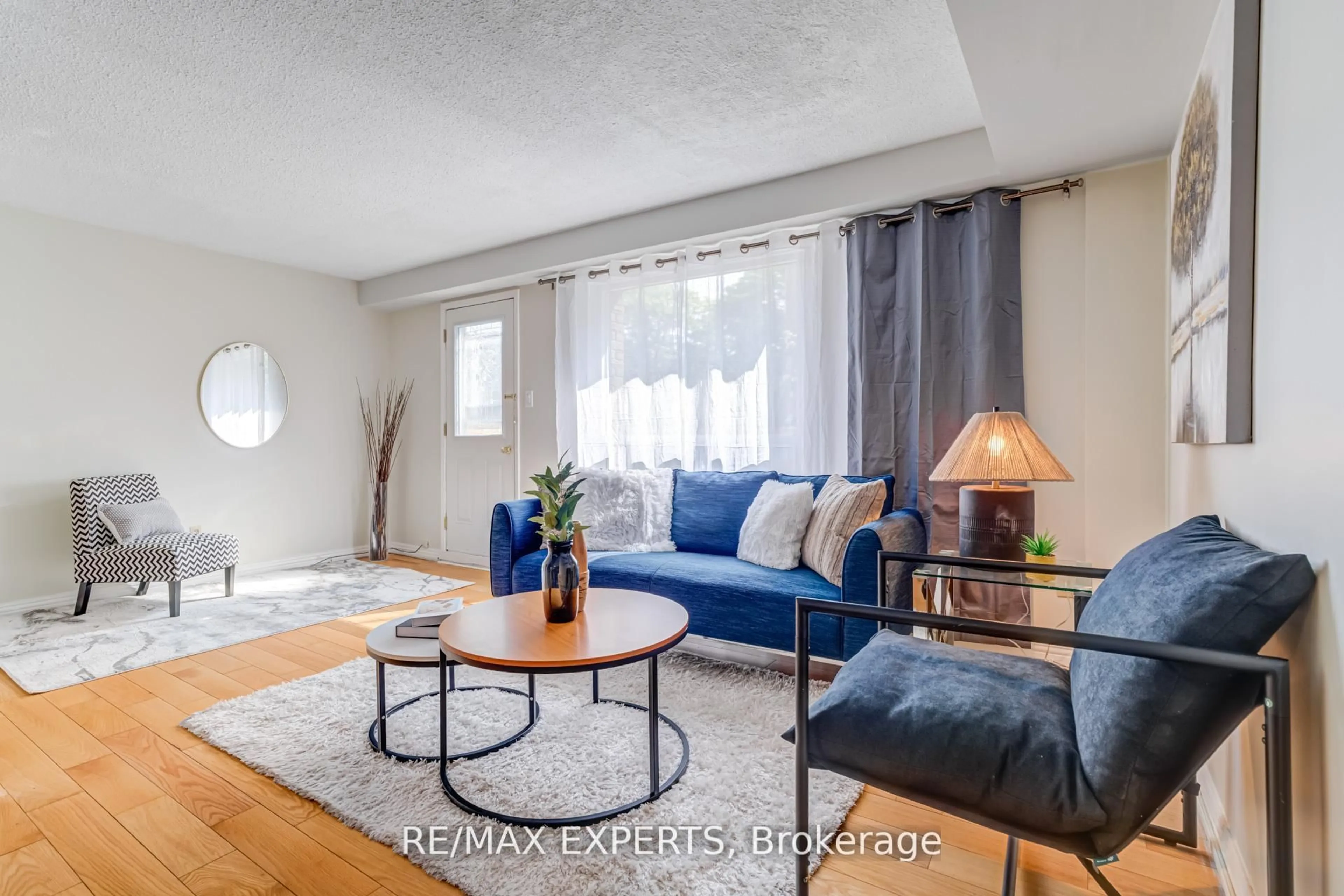 Living room with furniture, unknown for 23 Thimble Berry Way, Toronto Ontario M2H 3K6