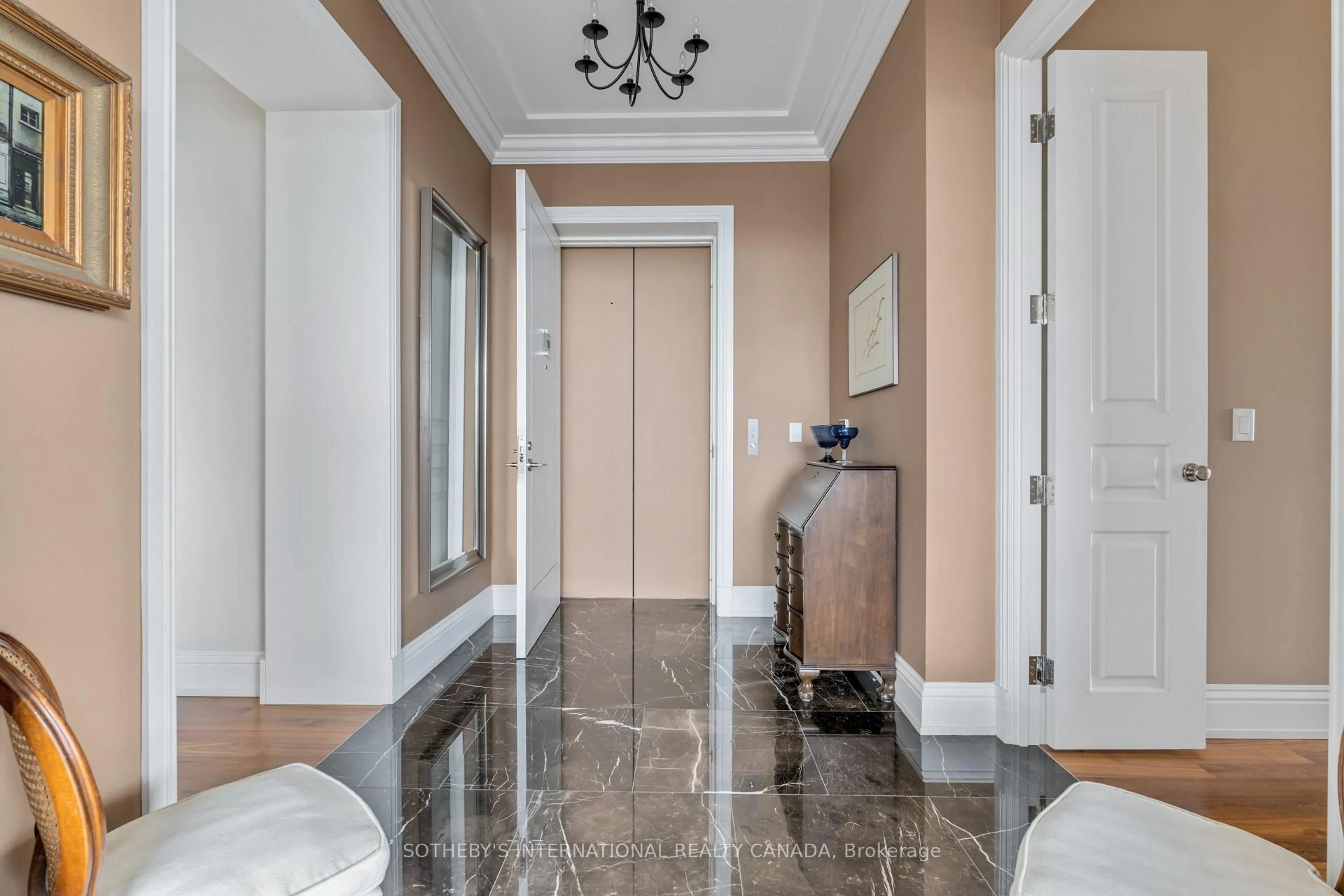 Unknown for 183 Wellington St #4301, Toronto Ontario M5V 0A1